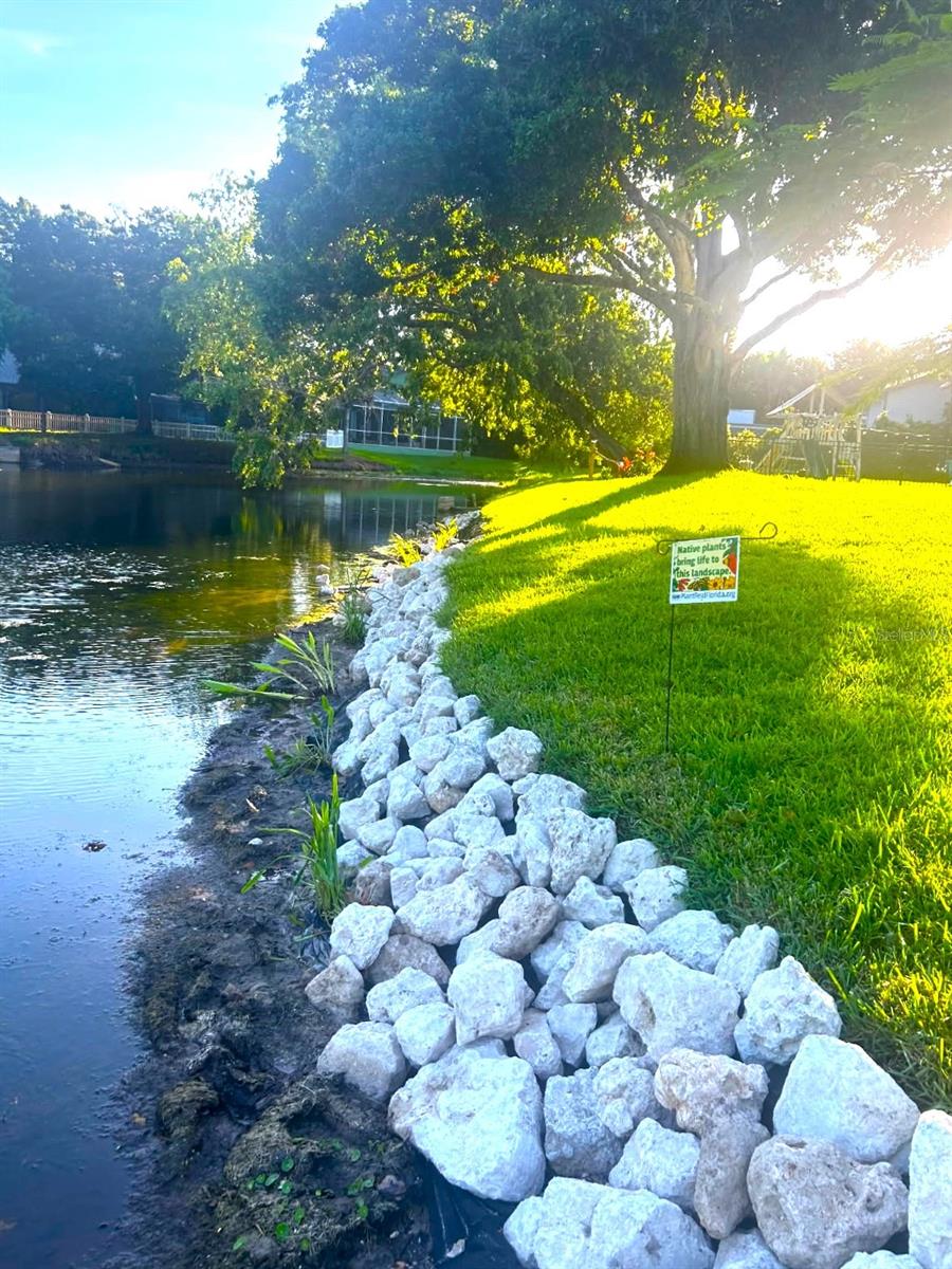 9072 BAYWOOD PARK DR