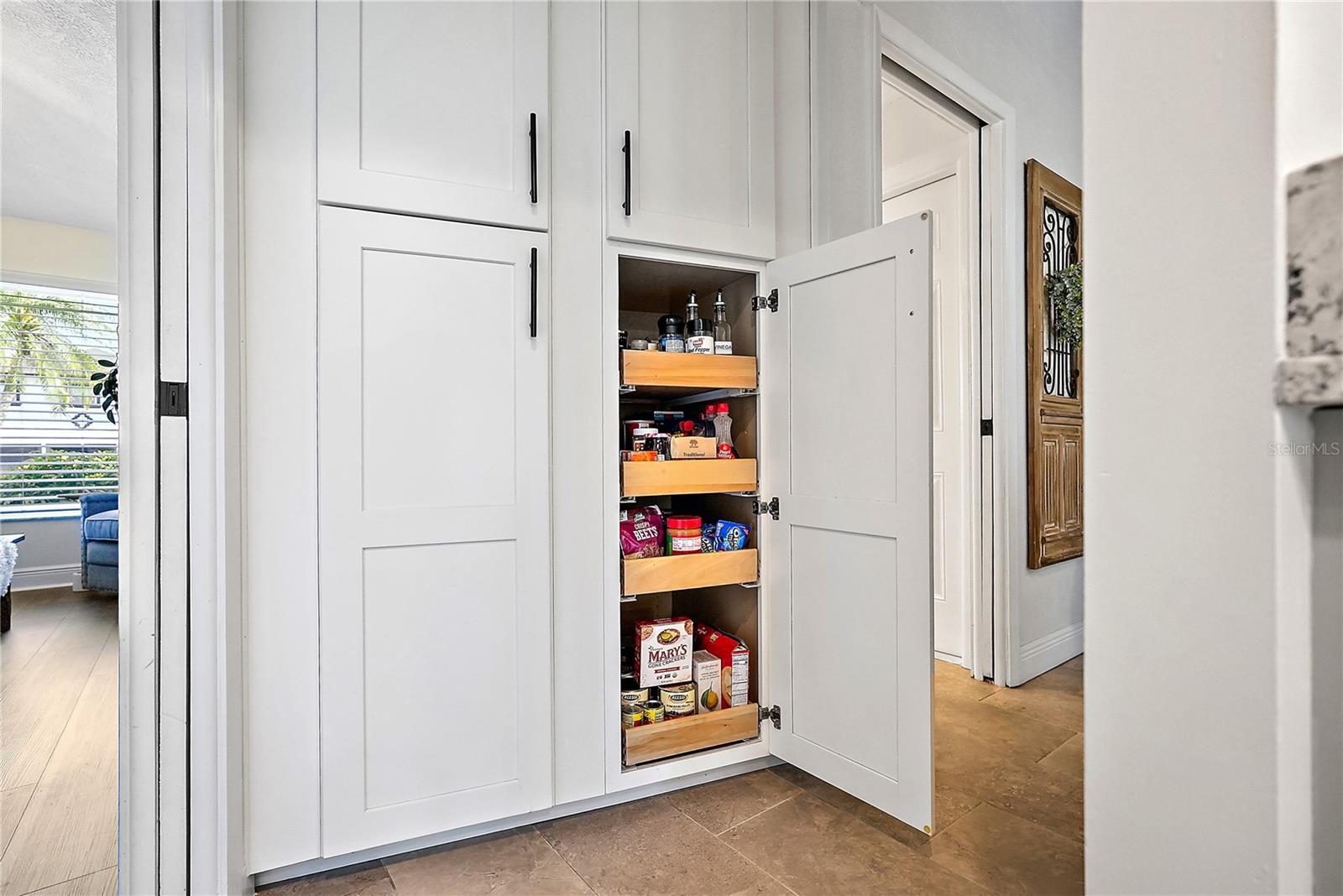 9072 BAYWOOD PARK DR