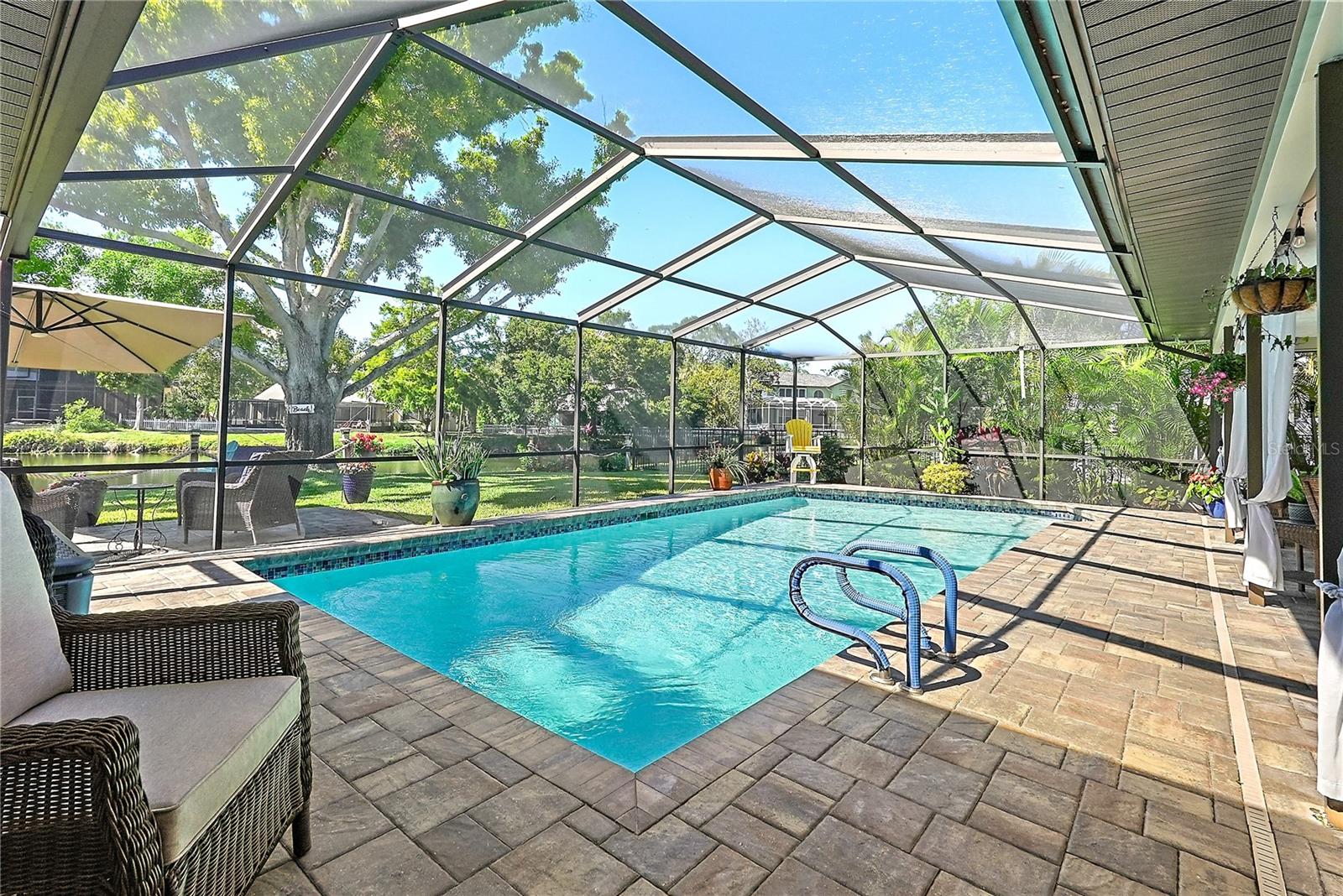 9072 BAYWOOD PARK DR