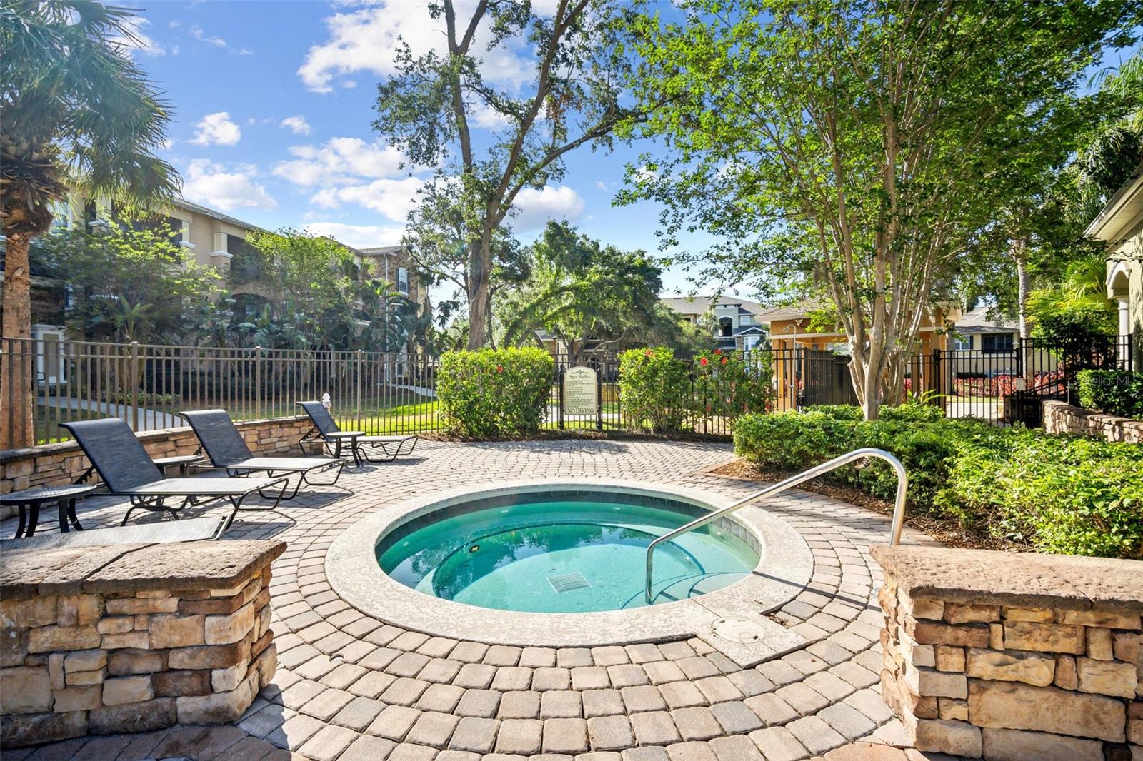 10019 COURTNEY PALMS BLVD #203