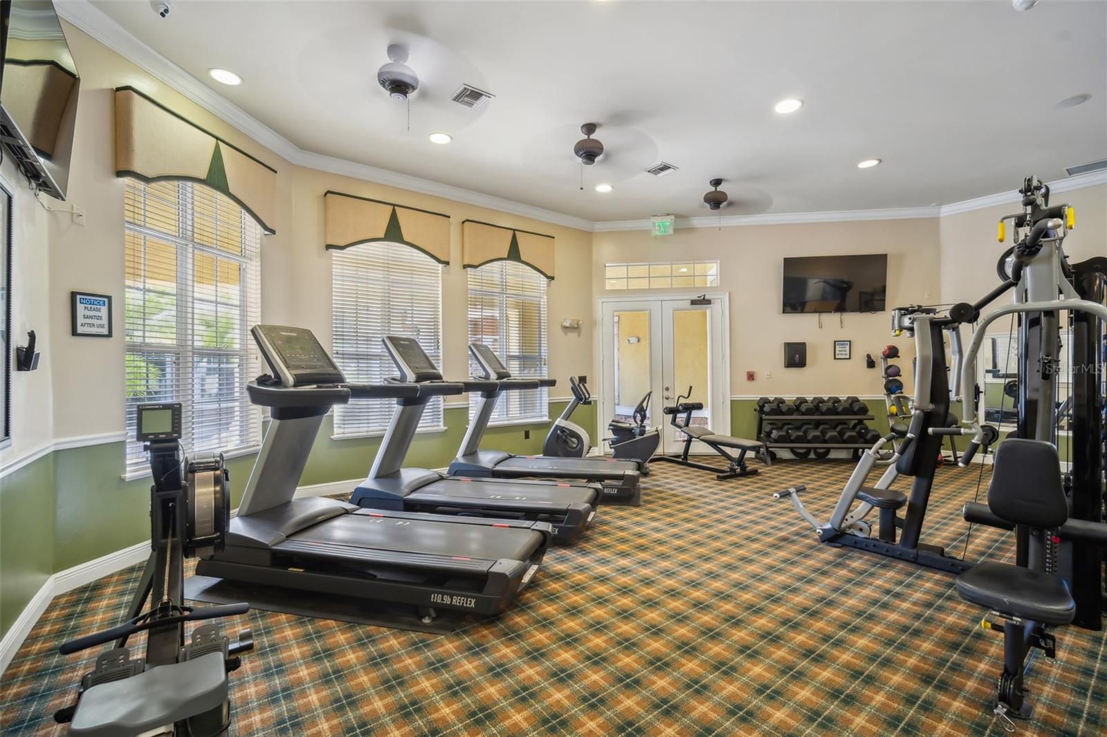 10019 COURTNEY PALMS BLVD #203