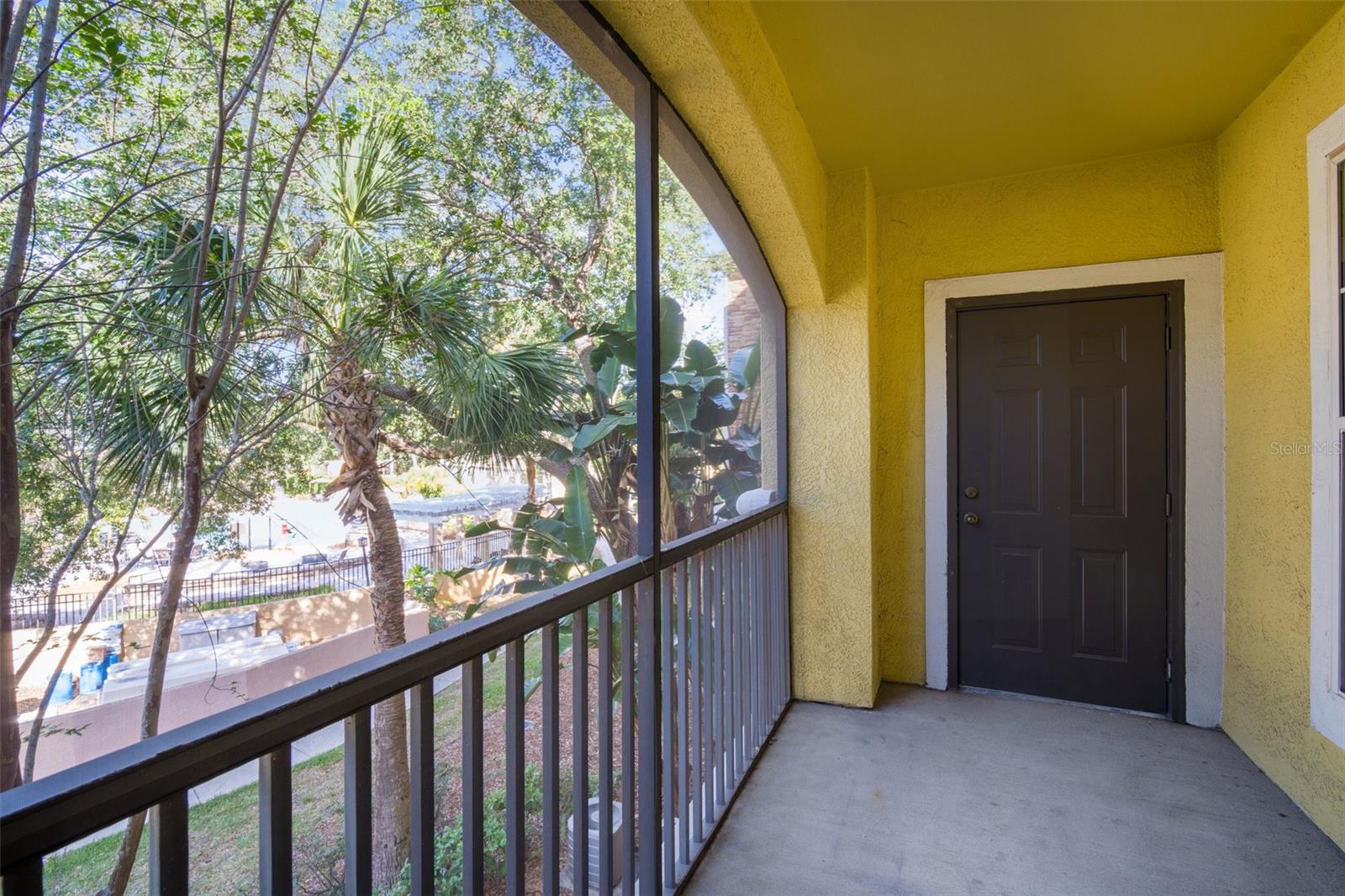 10019 COURTNEY PALMS BLVD #203