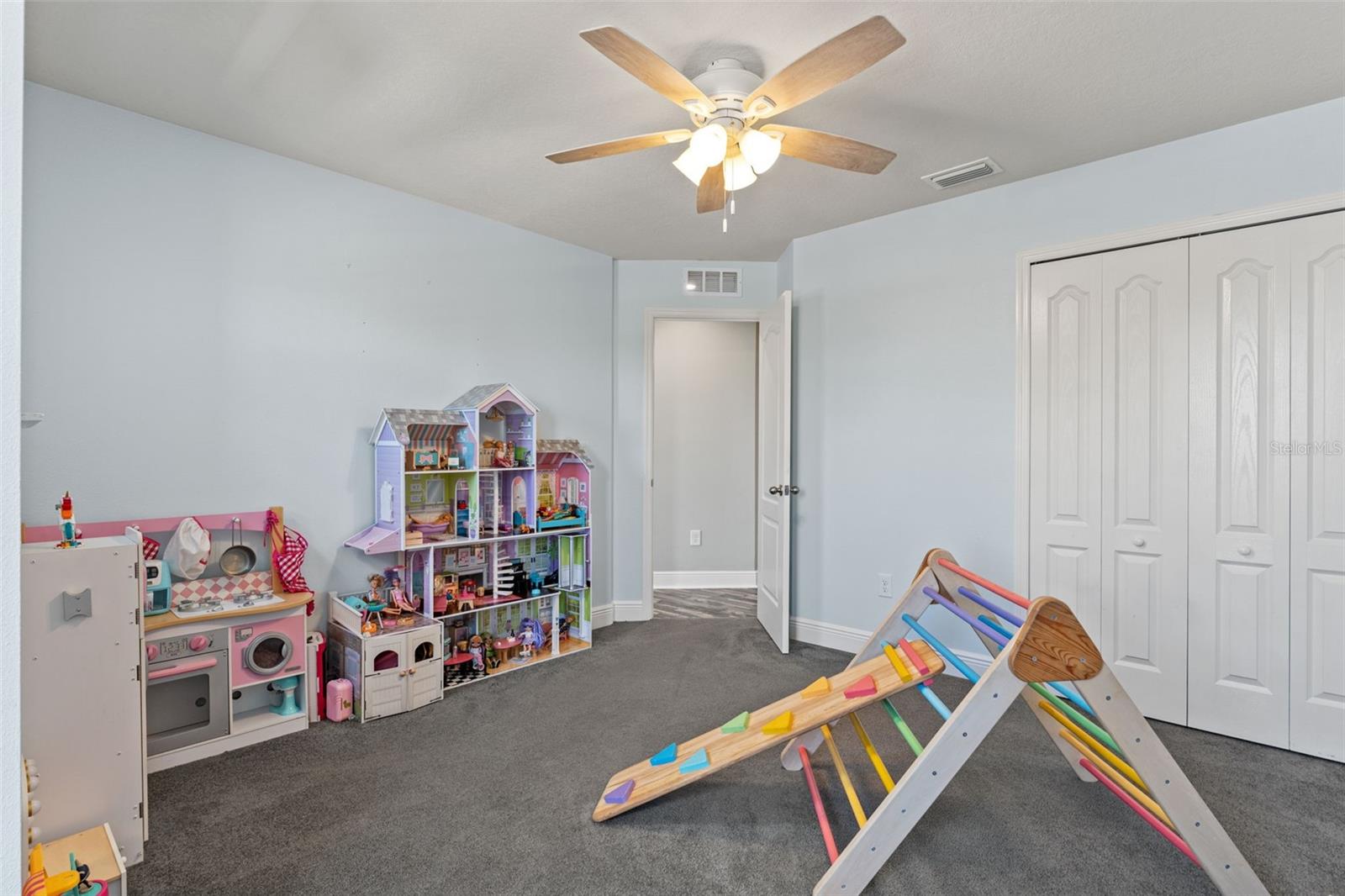 11742 LAKE LUCAYA DR