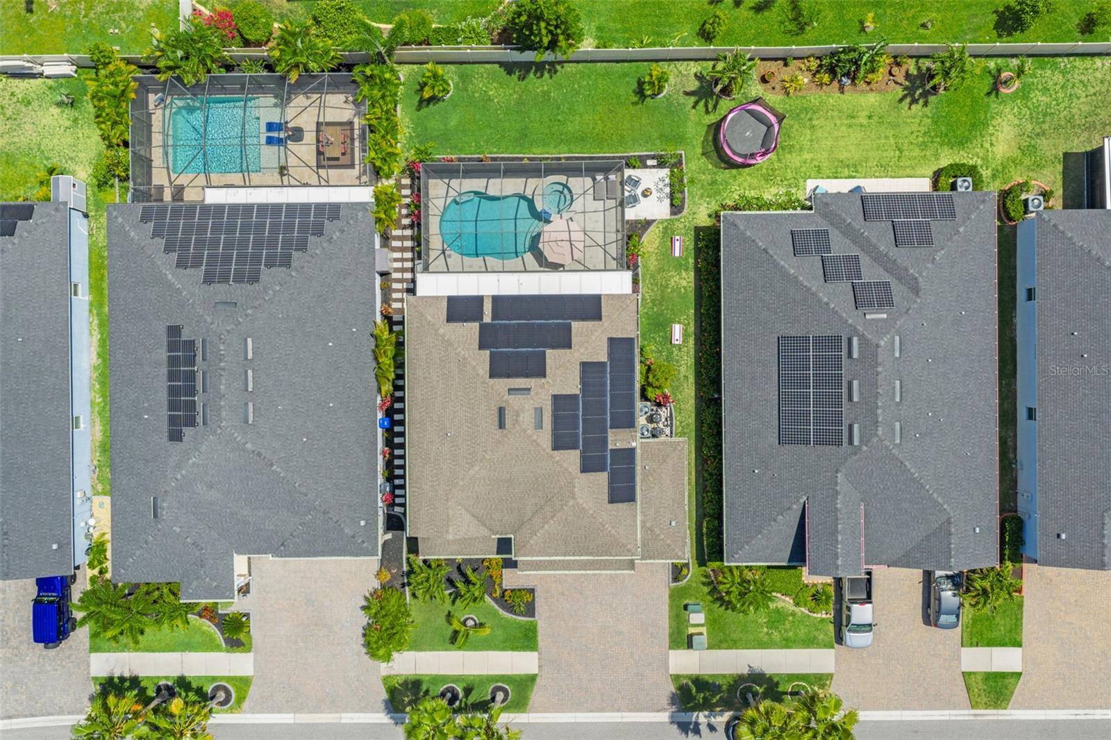 11742 LAKE LUCAYA DR