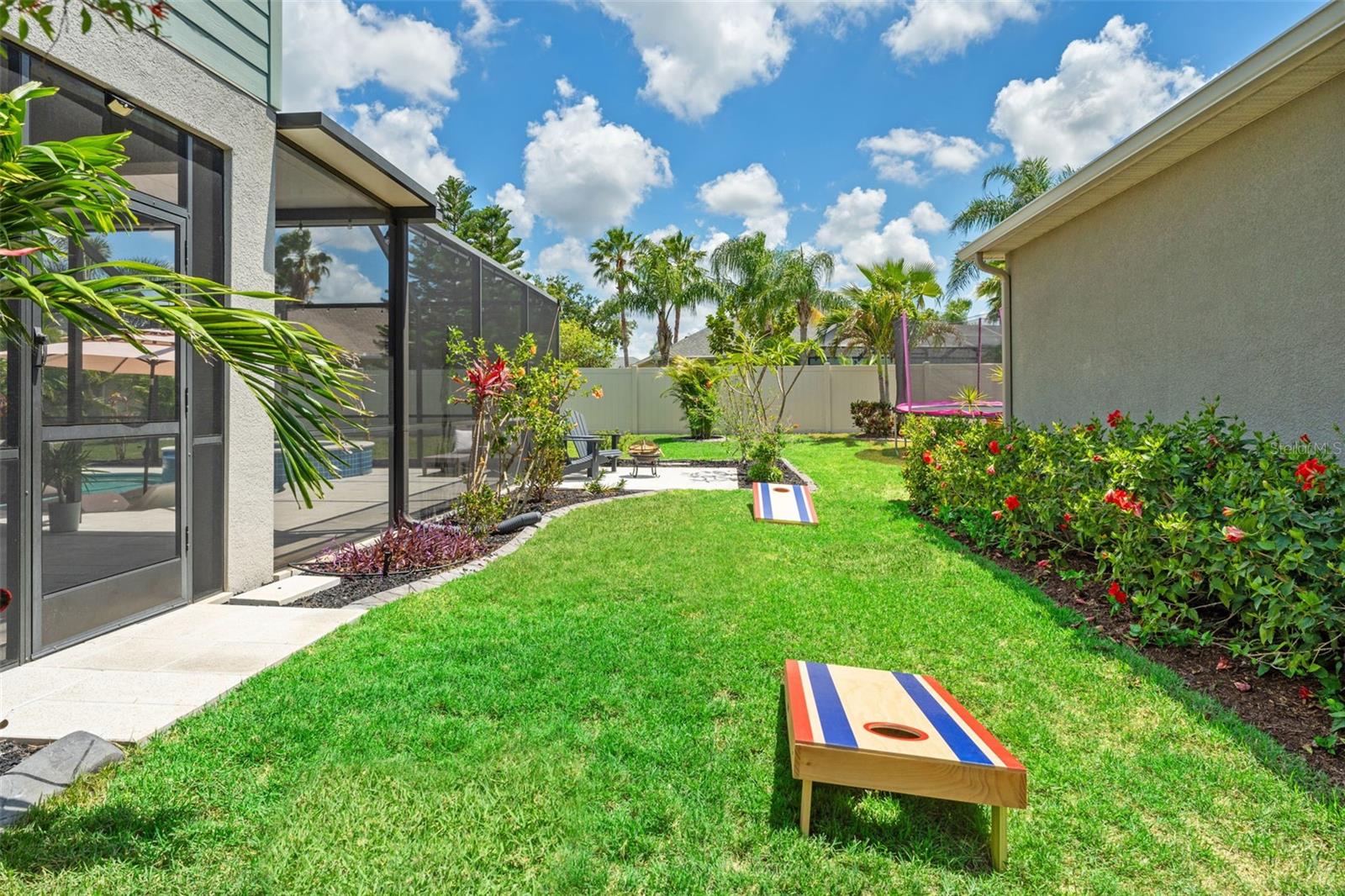 11742 LAKE LUCAYA DR