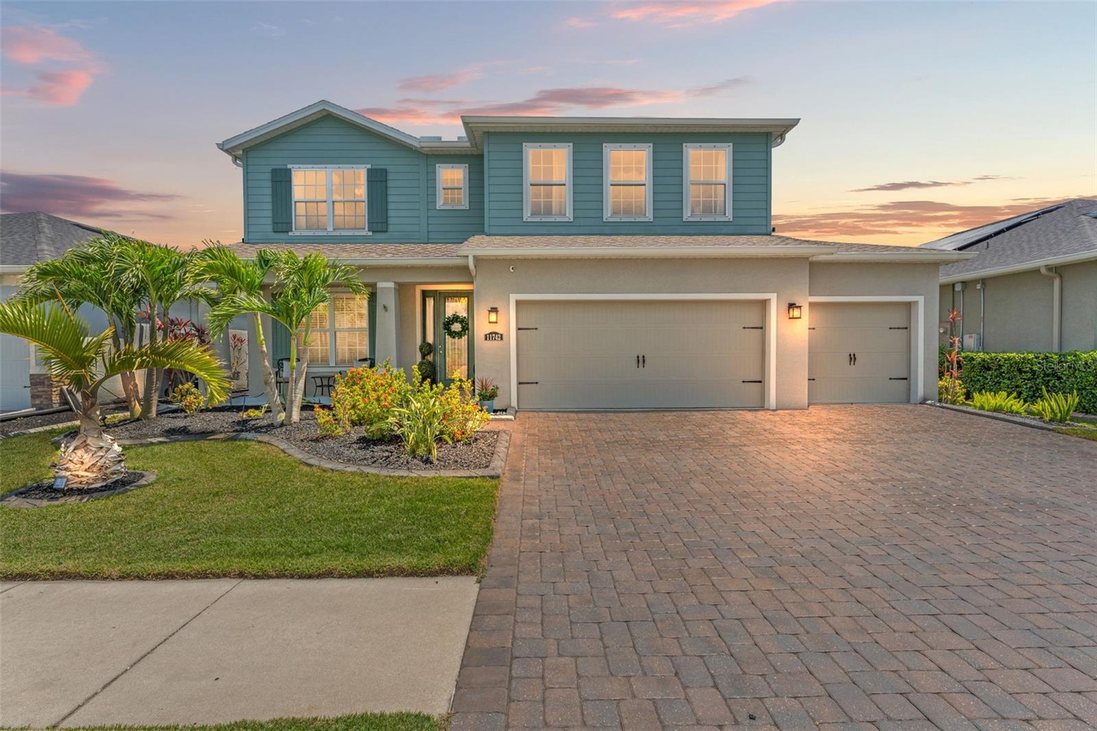 11742 LAKE LUCAYA DR