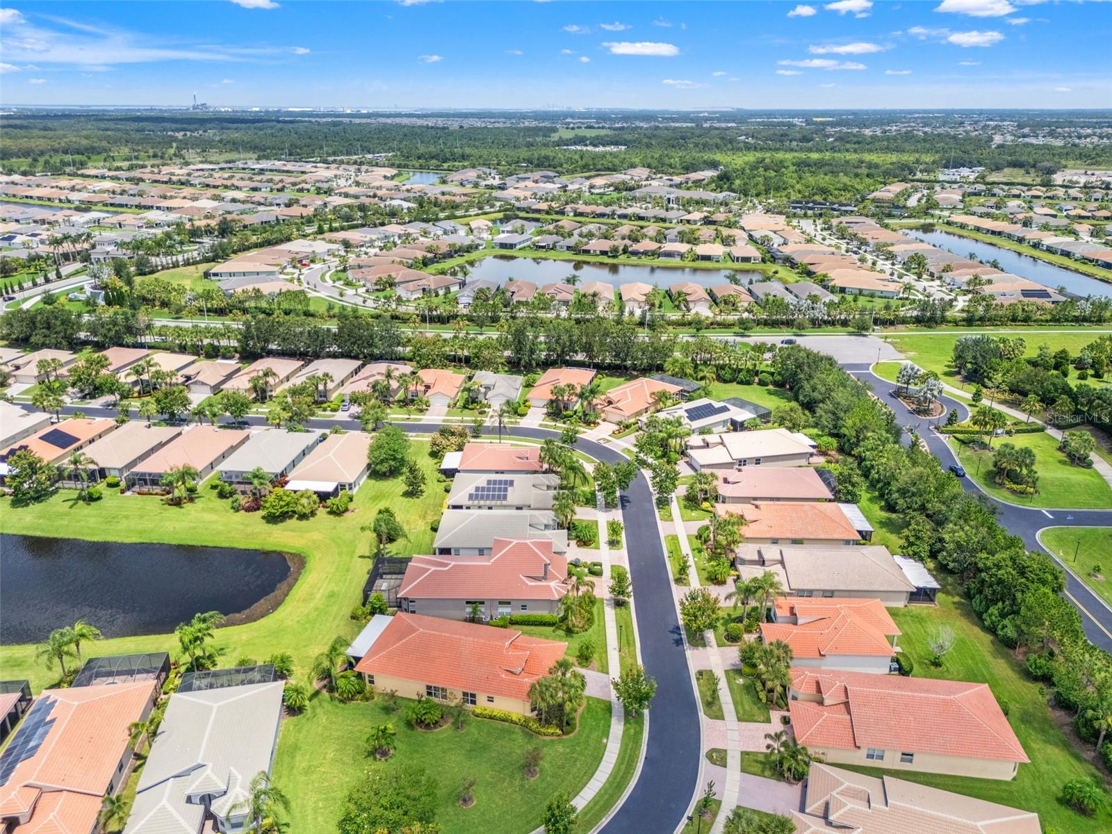 5009 SANDY BROOK CIR