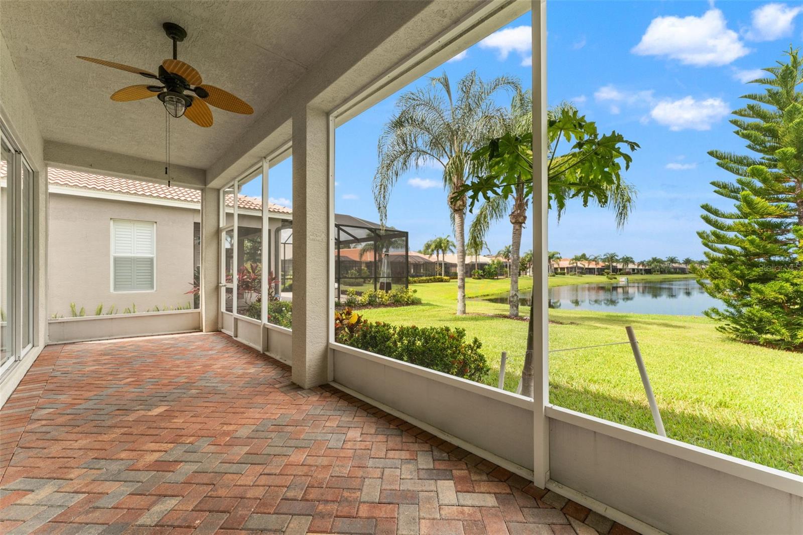 5009 SANDY BROOK CIR