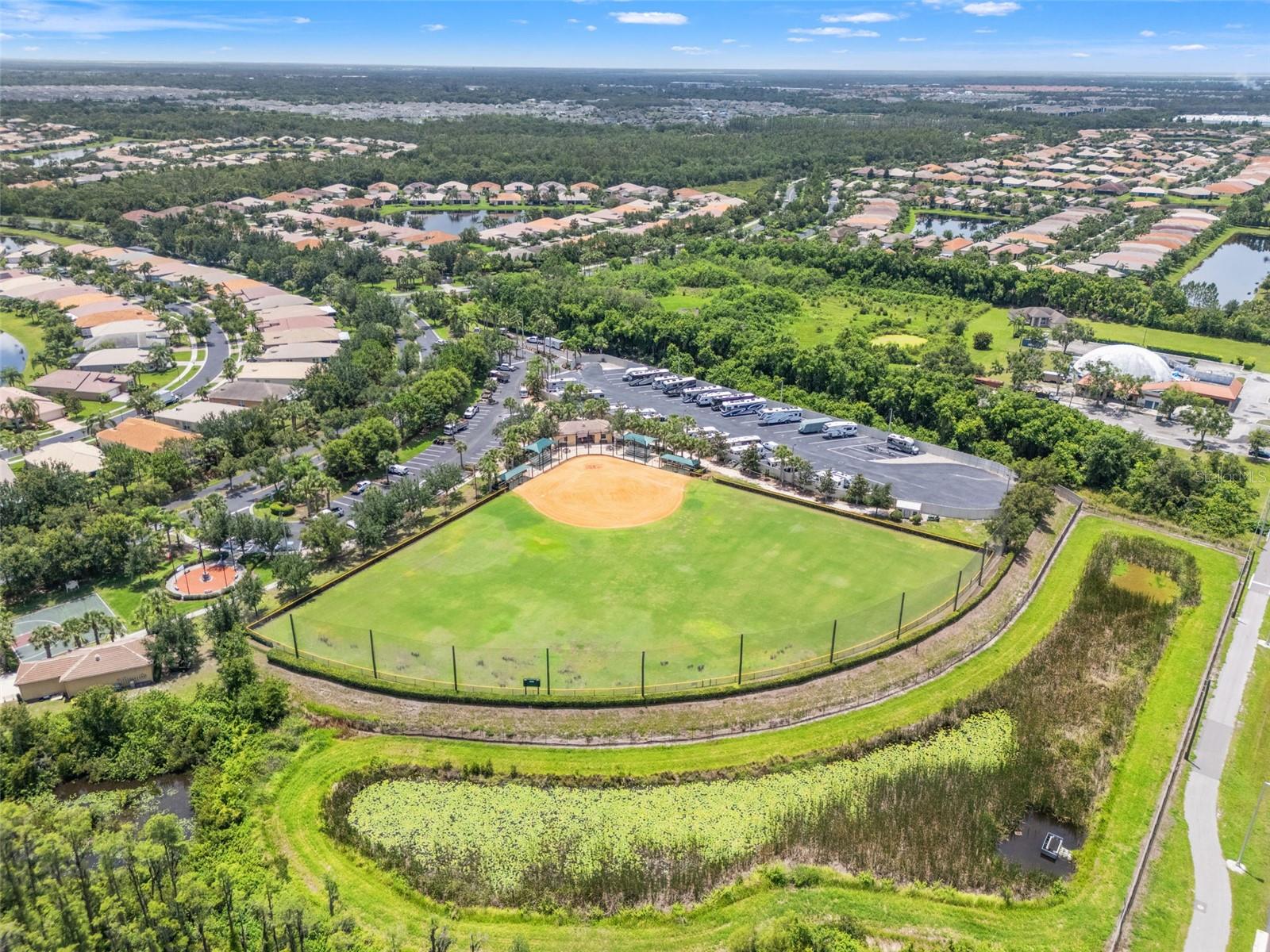 5009 SANDY BROOK CIR