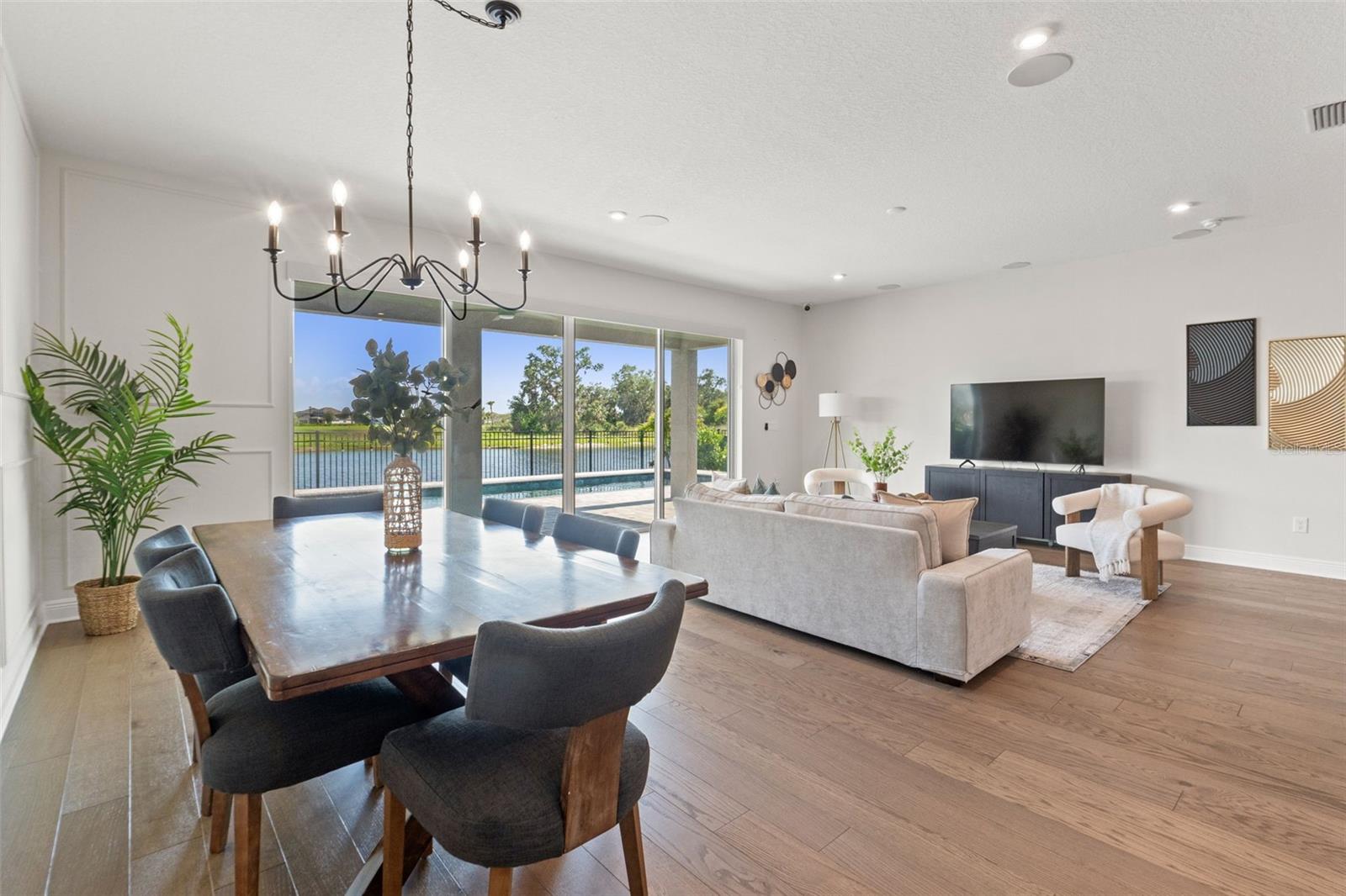 6123 GOLDEN NETTLE DR