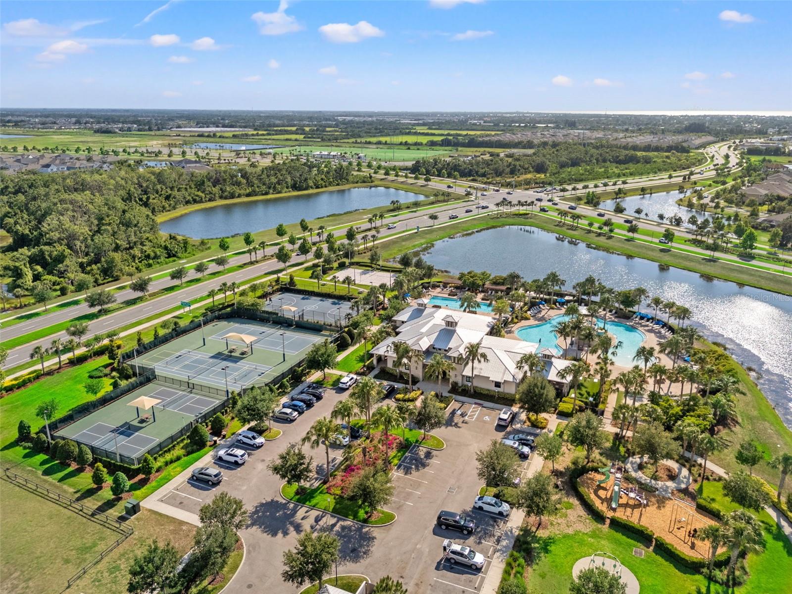 6123 GOLDEN NETTLE DR