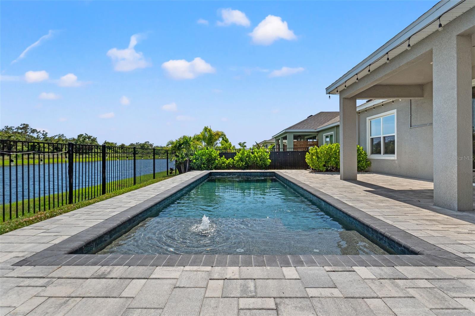 6123 GOLDEN NETTLE DR