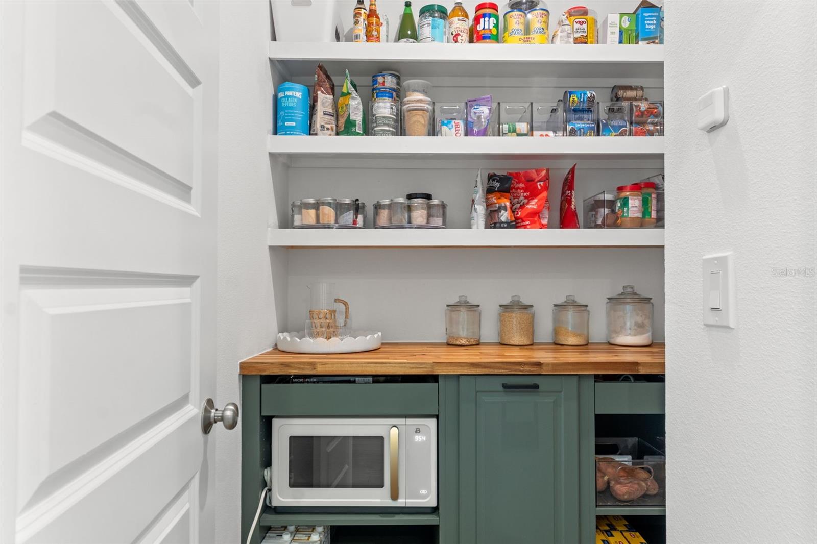 6123 GOLDEN NETTLE DR