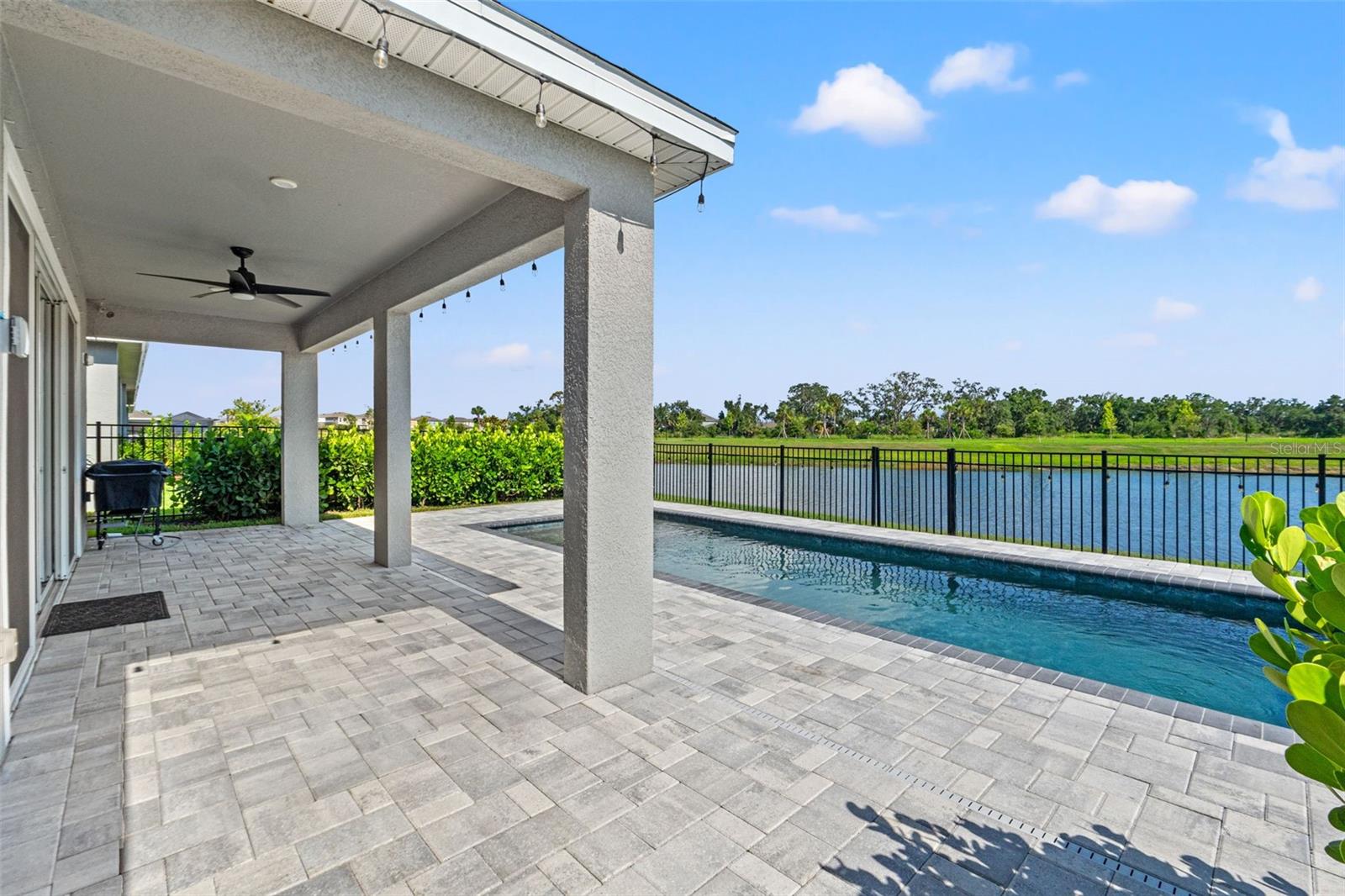 6123 GOLDEN NETTLE DR