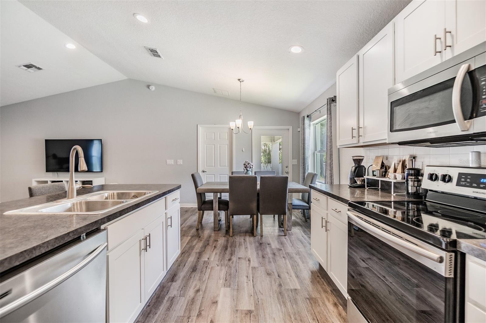 13814 HARVESTWOOD LN