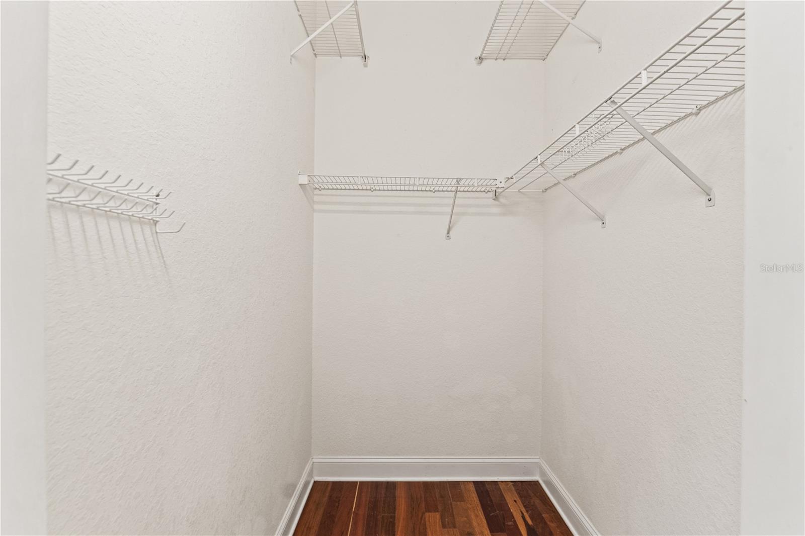 2901 LAUREL MEADOW CT