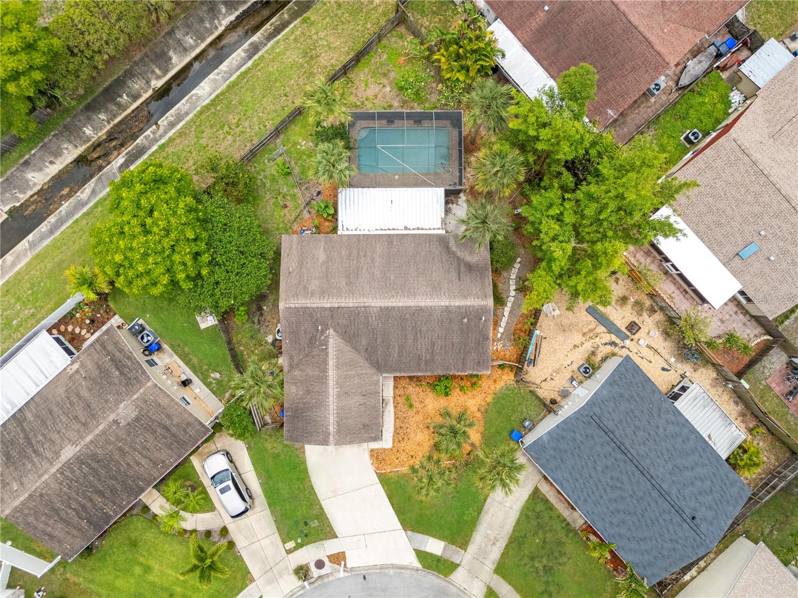 1909 DOVER CT