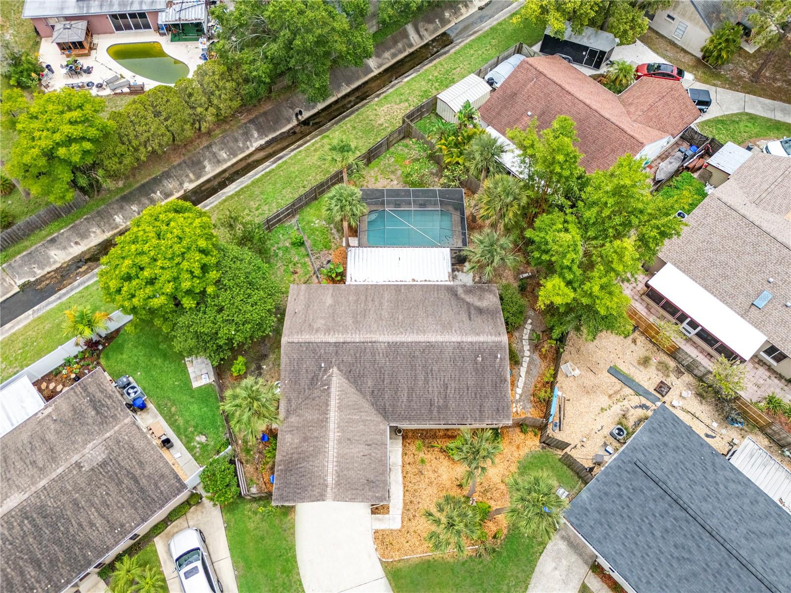 1909 DOVER CT