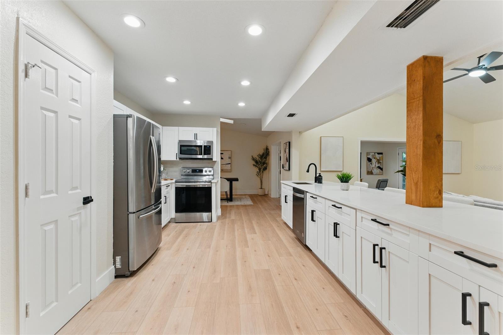 2272 ADAM CT
