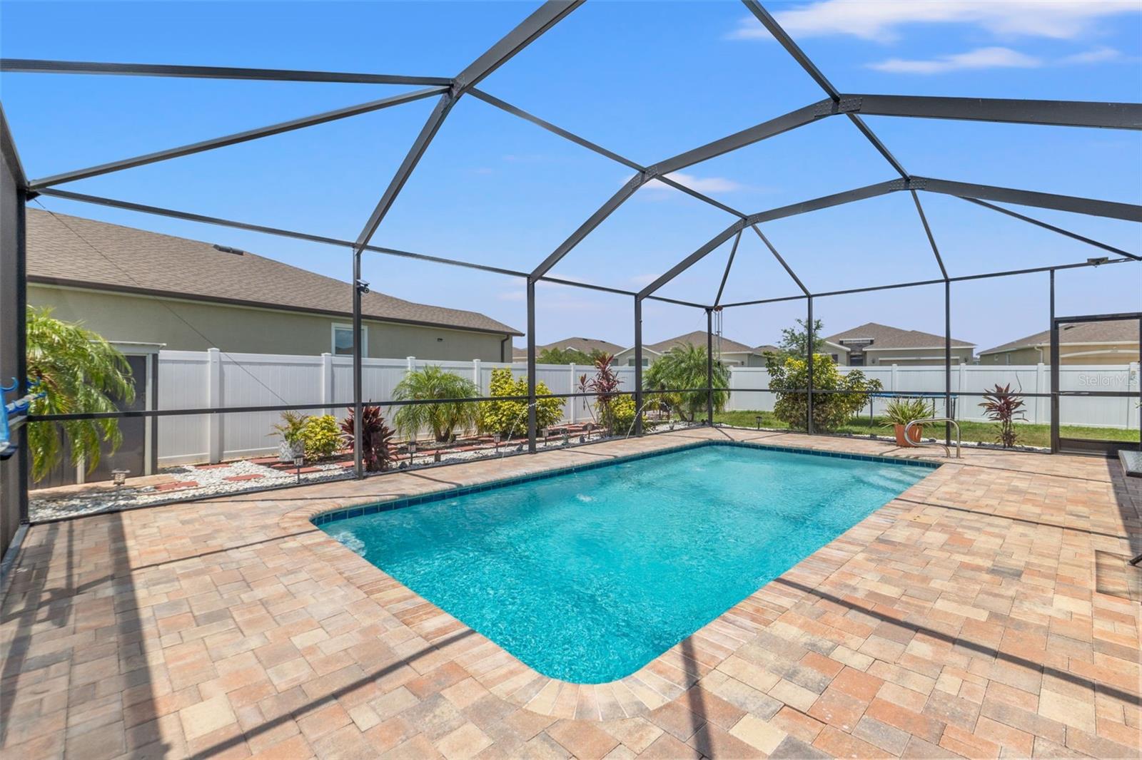 13301 WATERLEAF GARDEN CIR