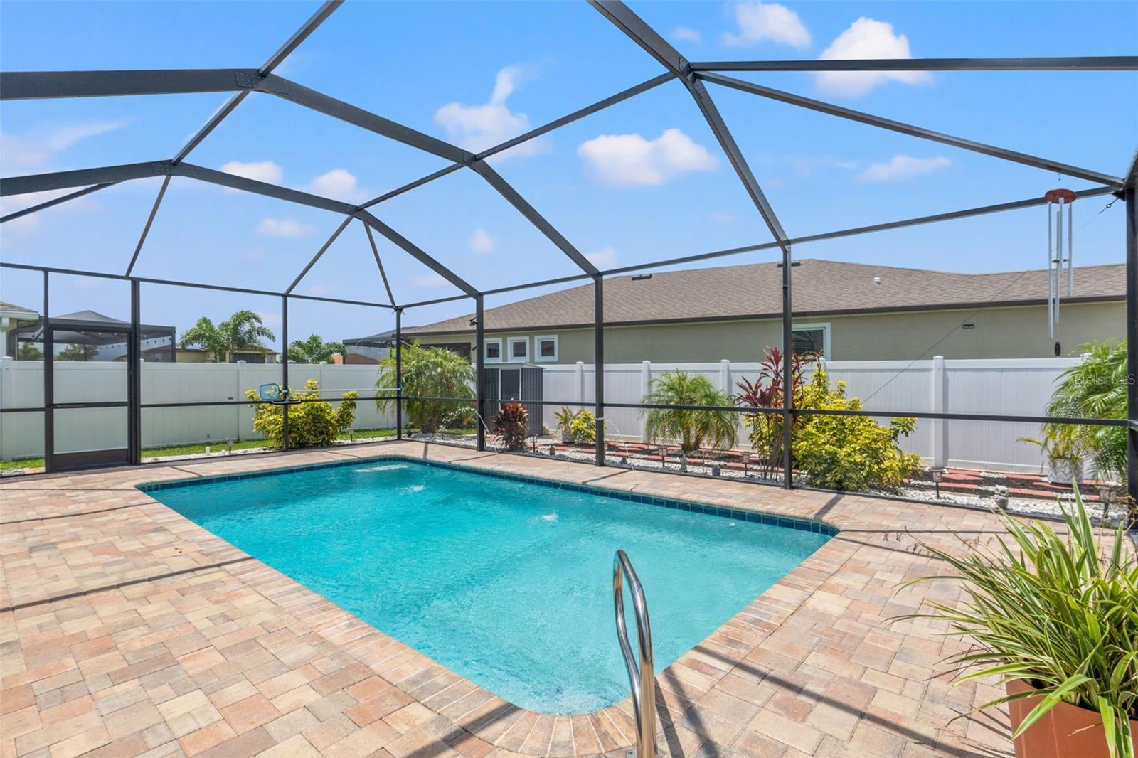 13301 WATERLEAF GARDEN CIR