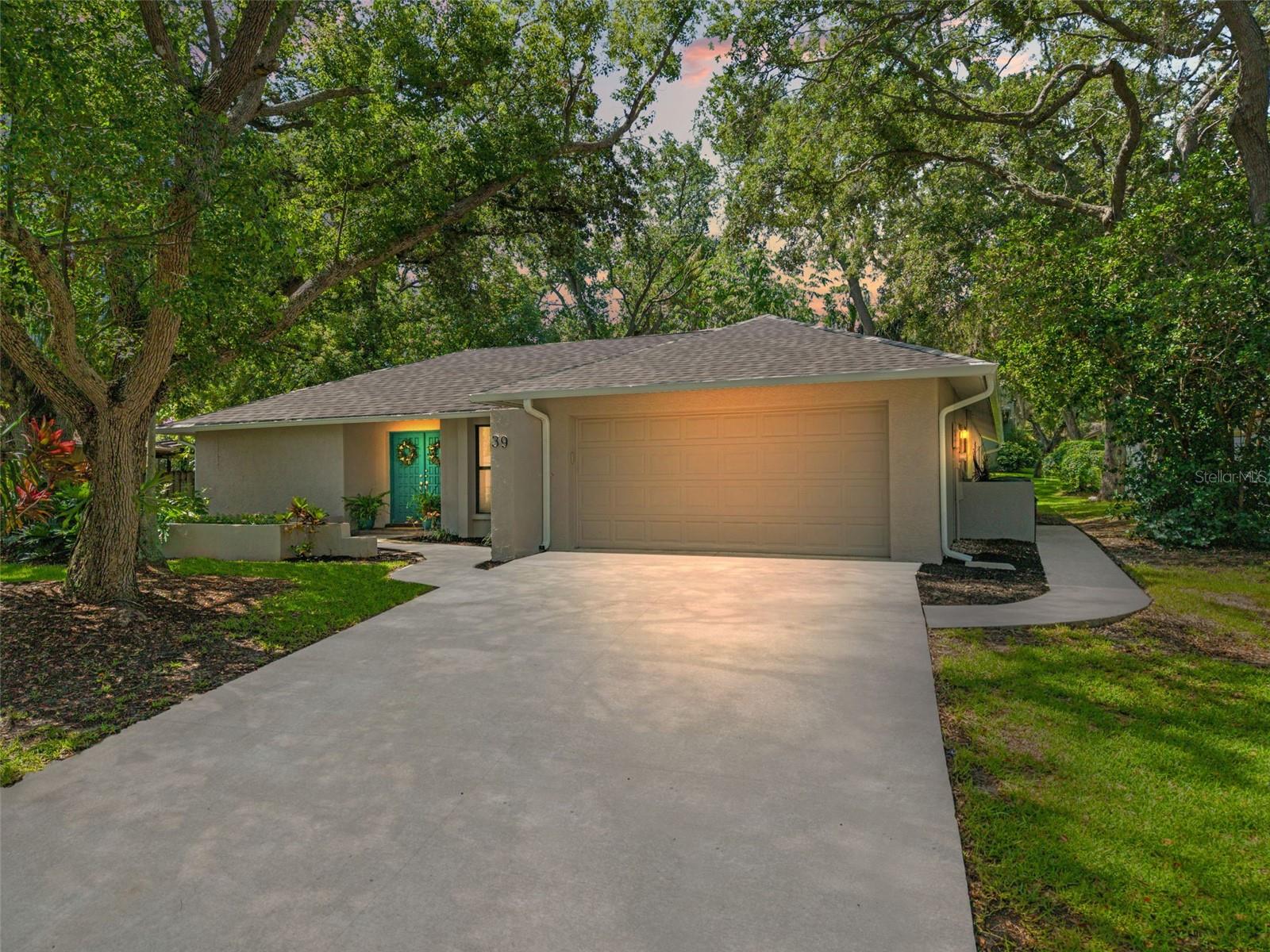 39 BISHOP CREEK DR