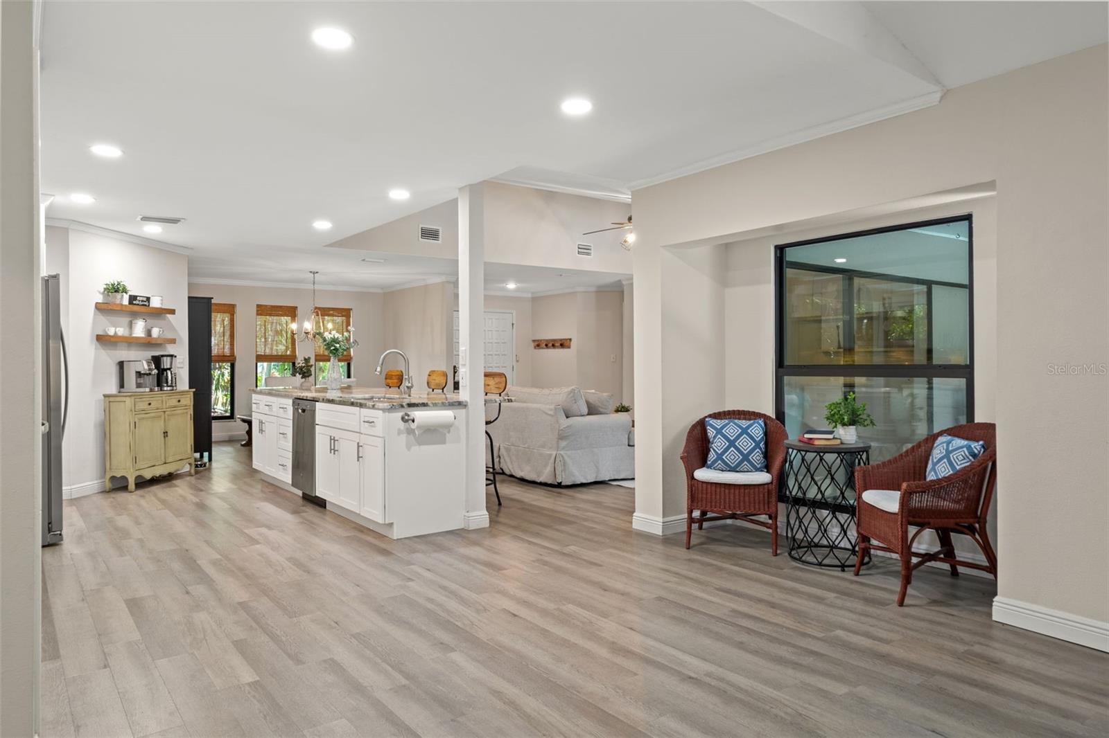39 BISHOP CREEK DR