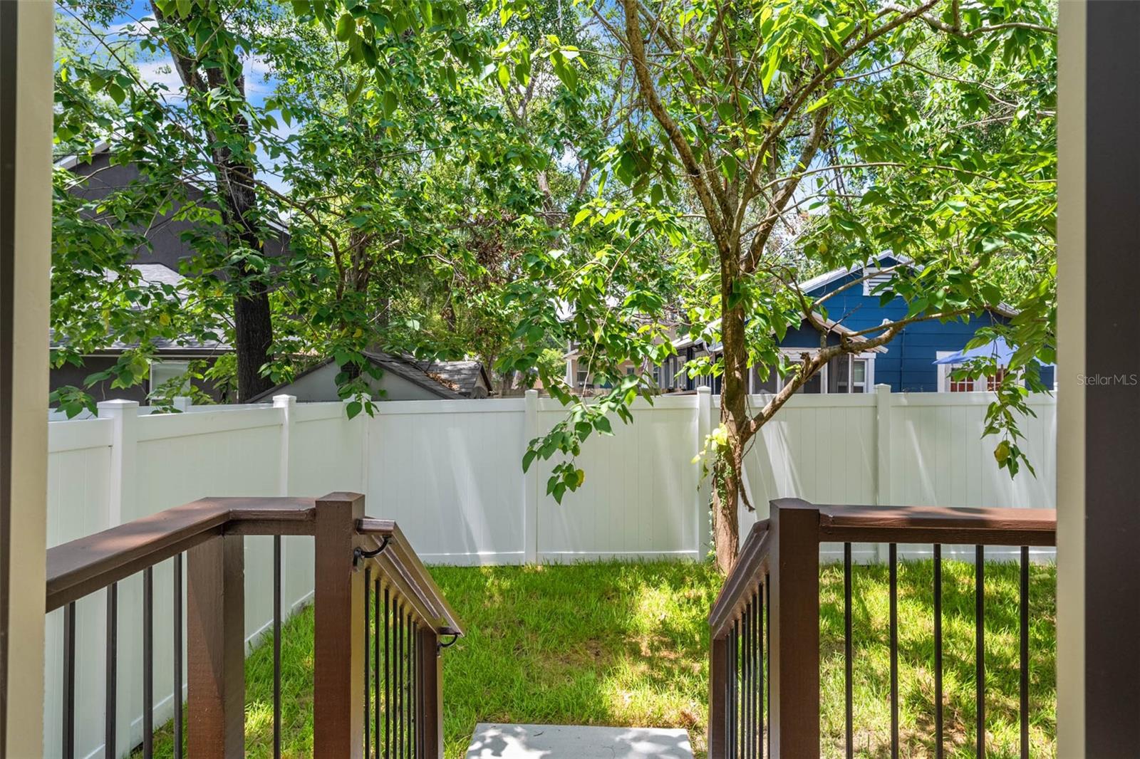 115 W HIAWATHA ST
