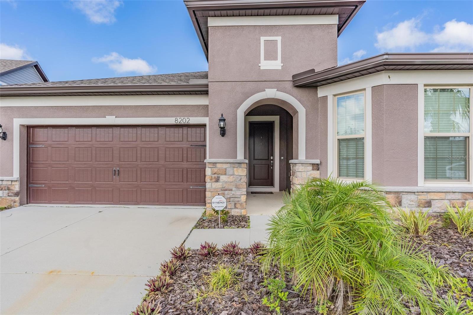 8202 OLIVE BROOK DR