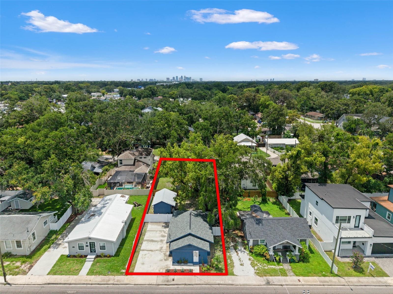 118 W SLIGH AVE