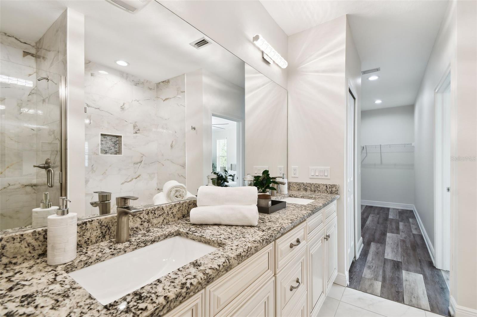 2405 W NORTH B ST #1