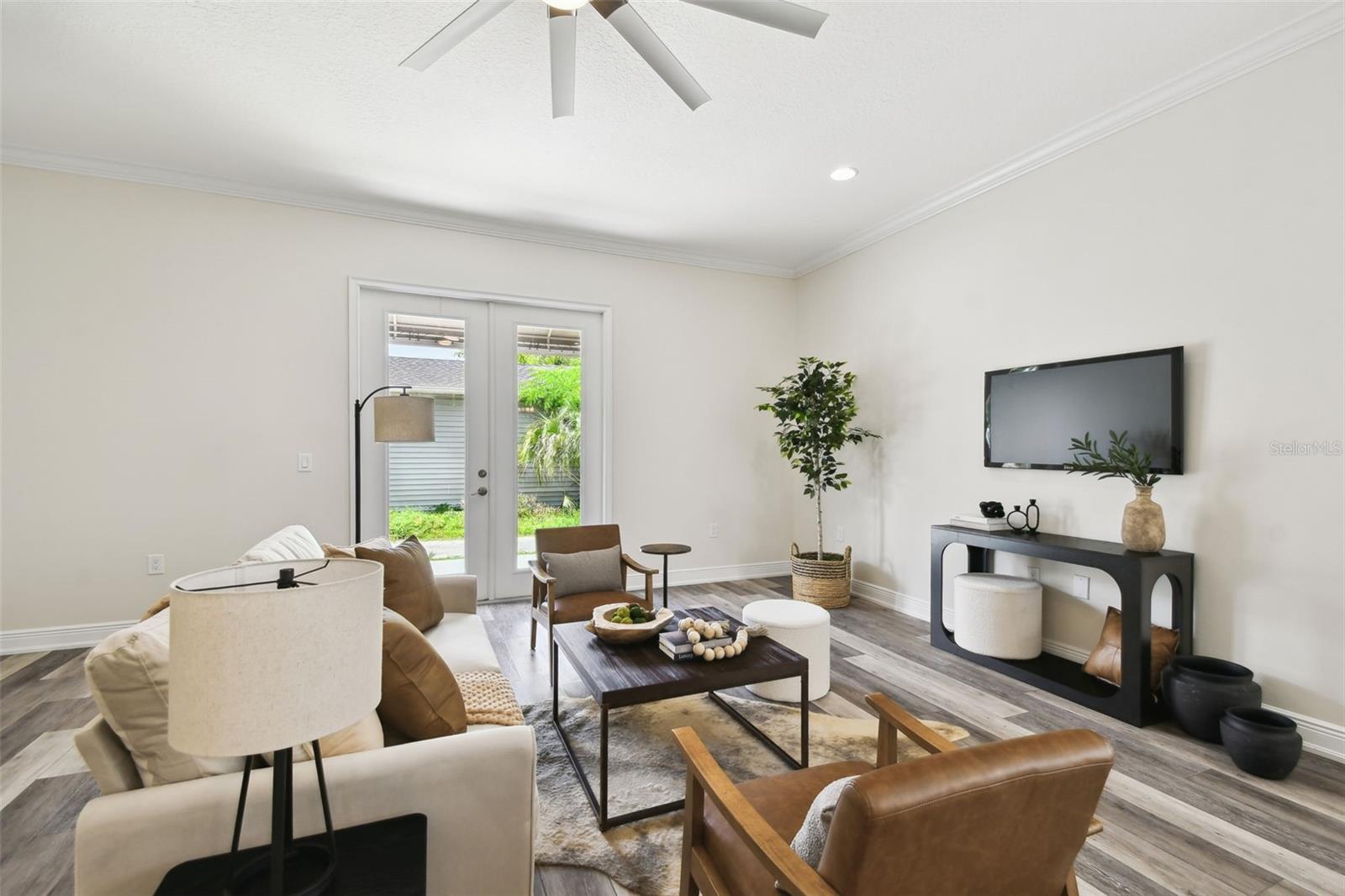 2405 W NORTH B ST #1