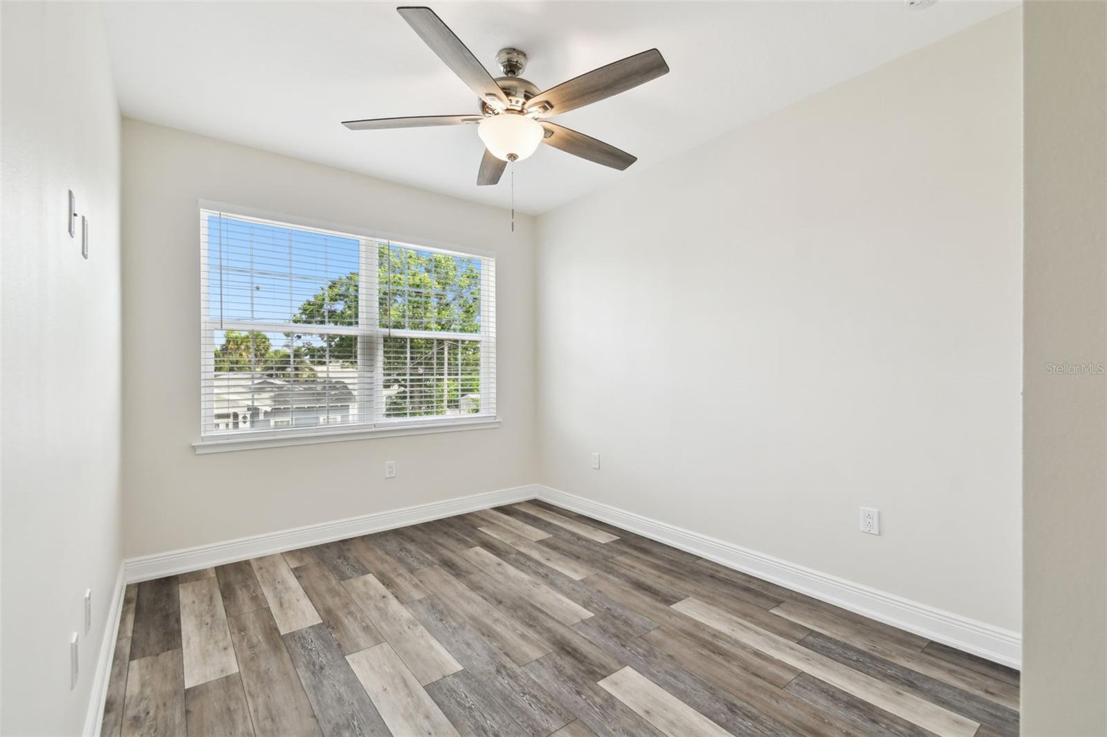 2405 W NORTH B ST #1