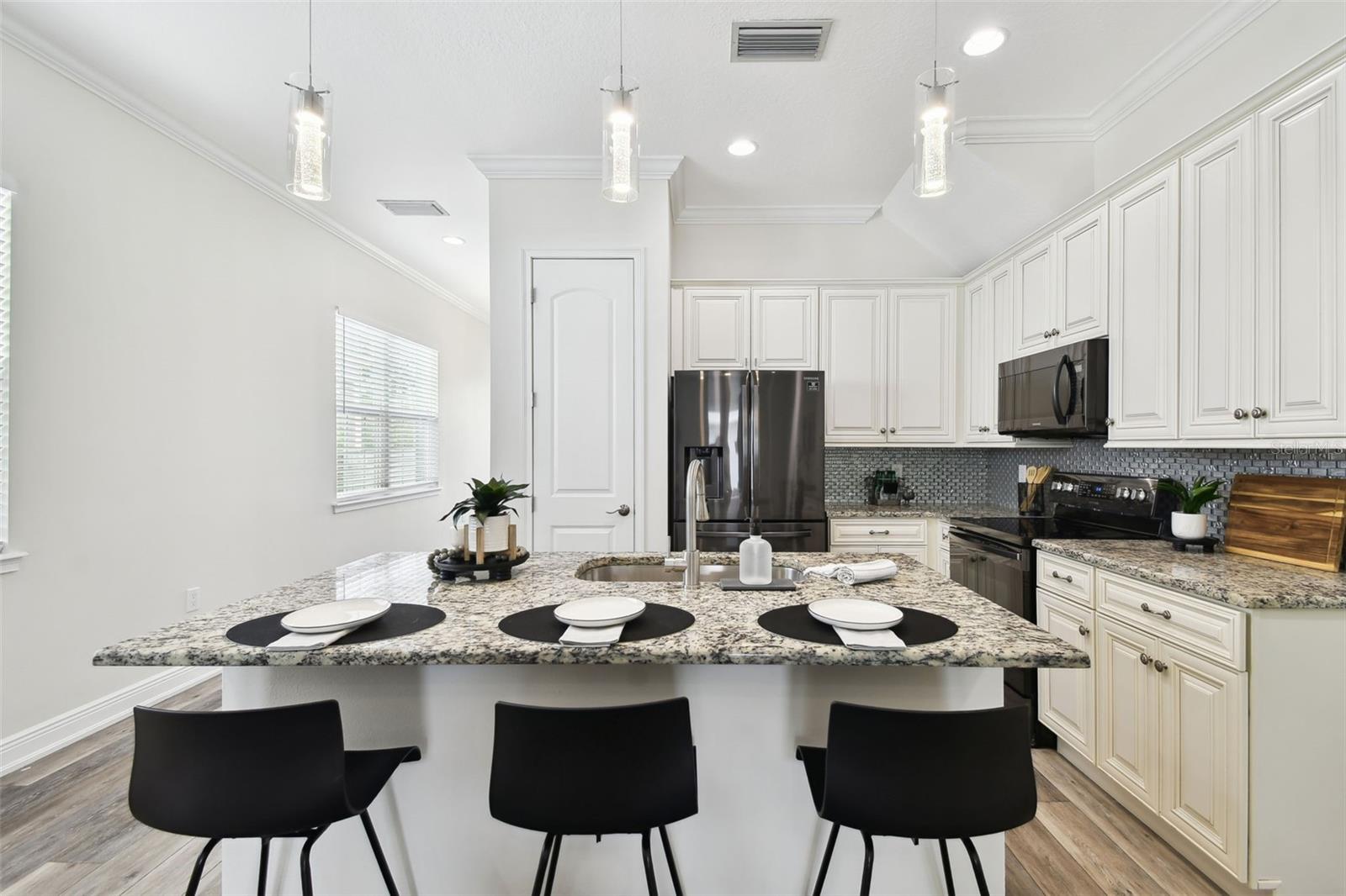 2405 W NORTH B ST #1