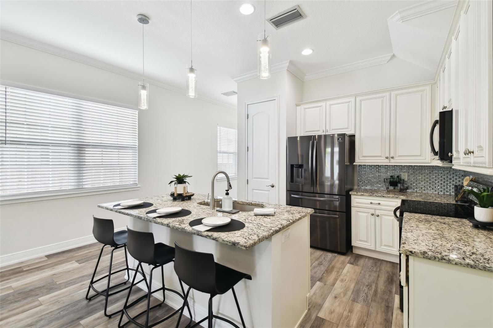 2405 W NORTH B ST #1