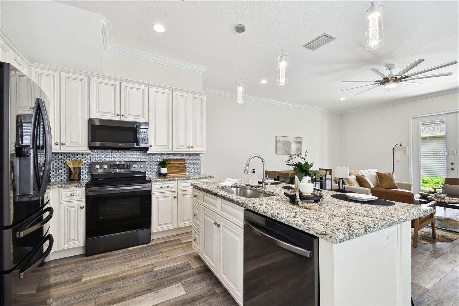 2405 W NORTH B ST #1