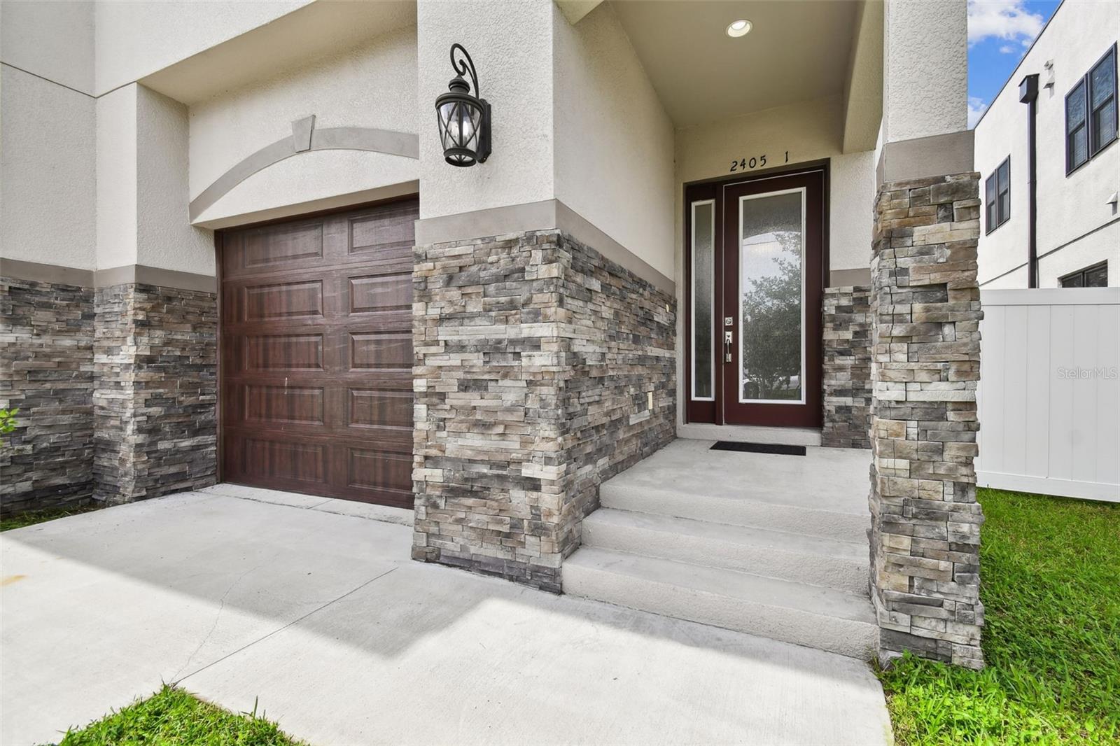 2405 W NORTH B ST #1