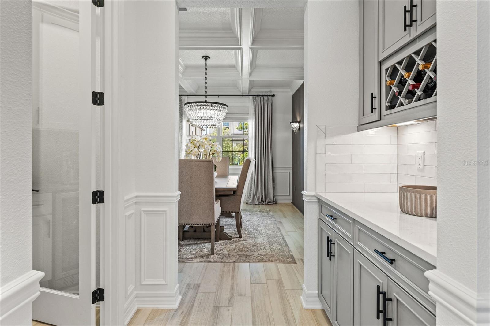 7819 NOTCHED PINE BND