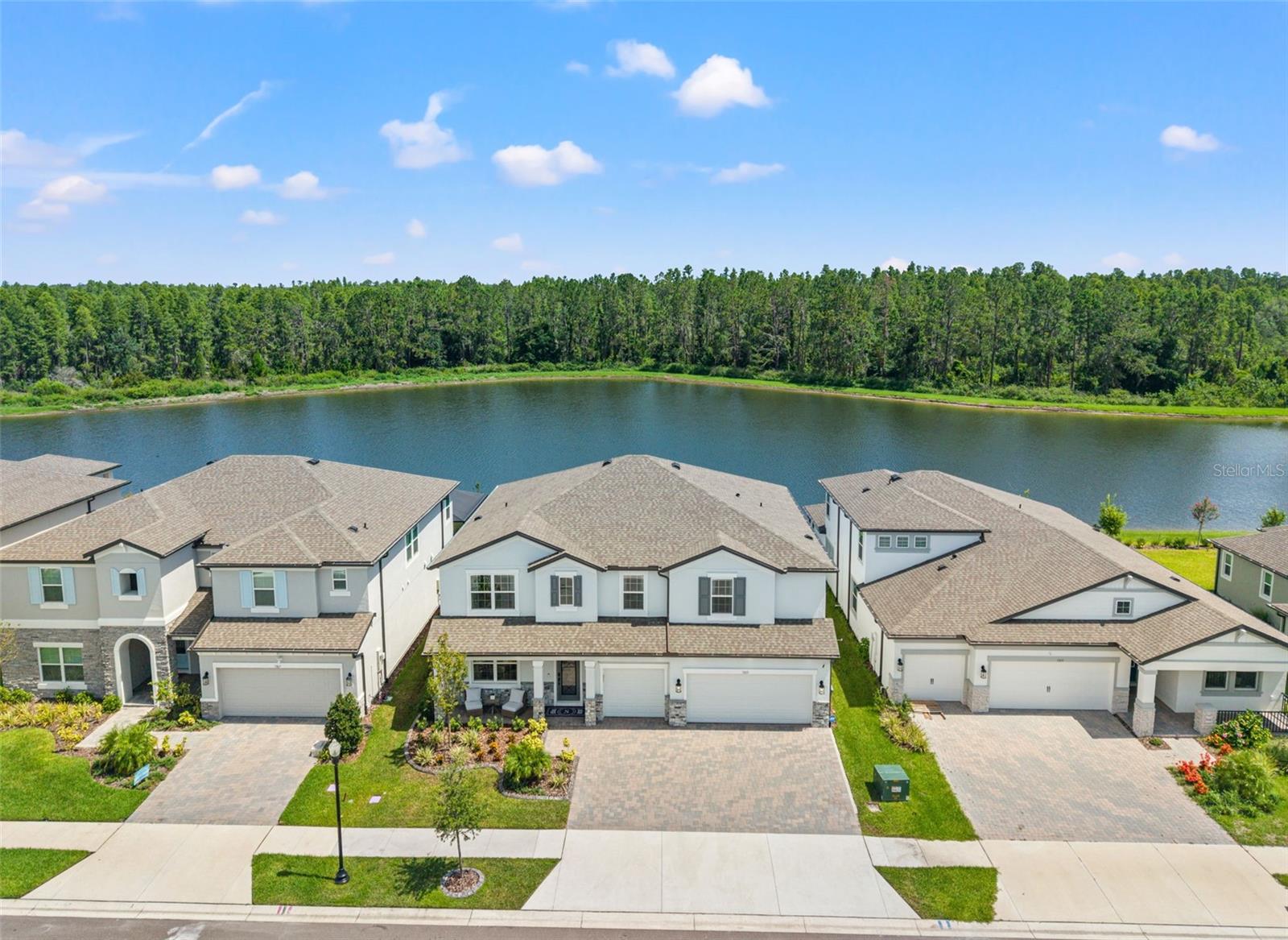 7819 NOTCHED PINE BND