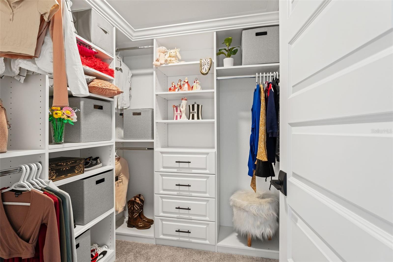 7819 NOTCHED PINE BND