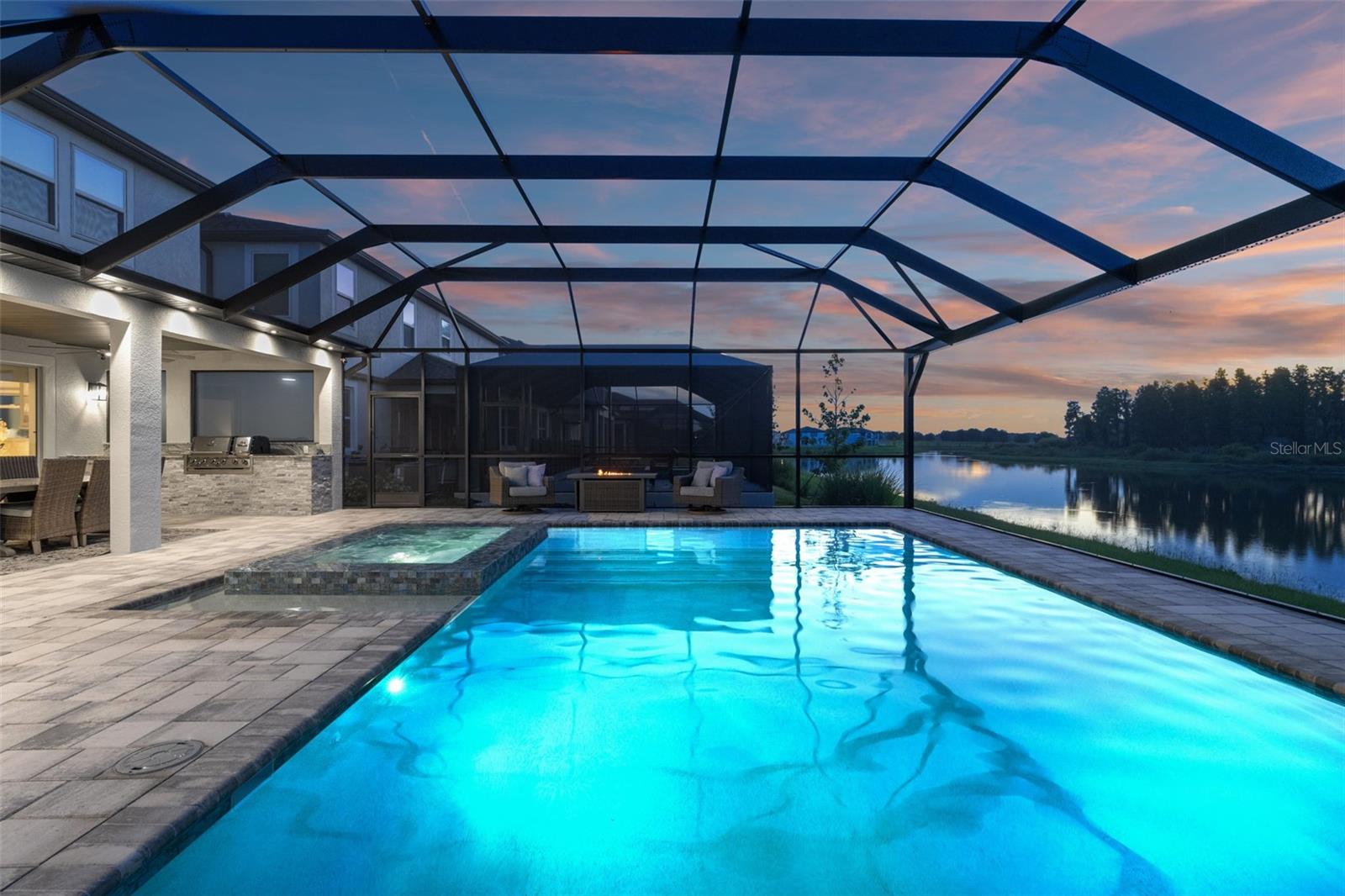 7819 NOTCHED PINE BND