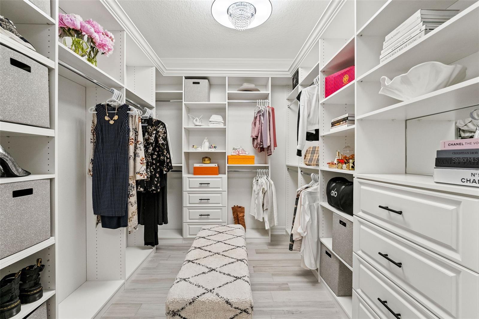 7819 NOTCHED PINE BND