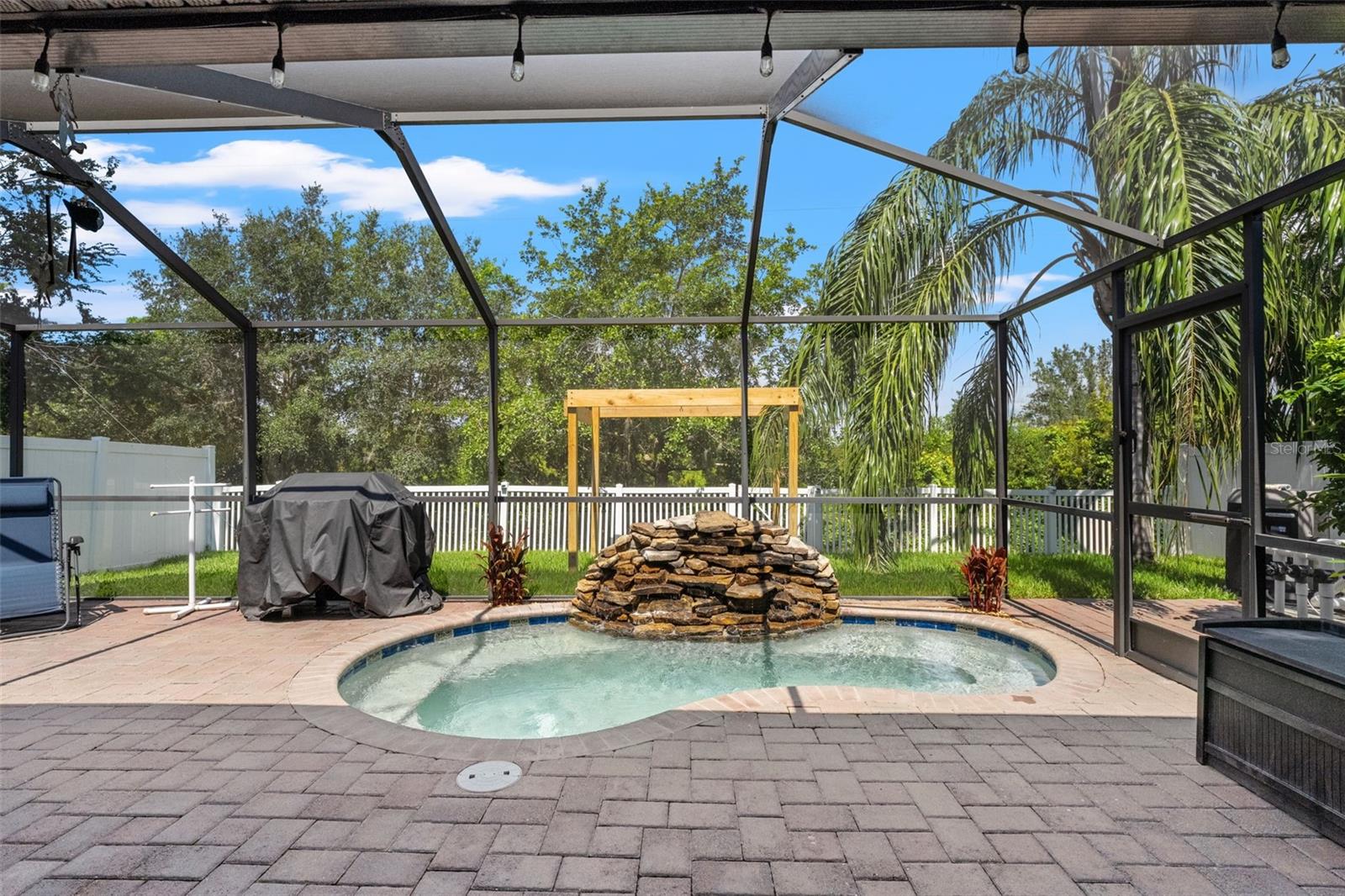 6631 BOULDER RUN LOOP