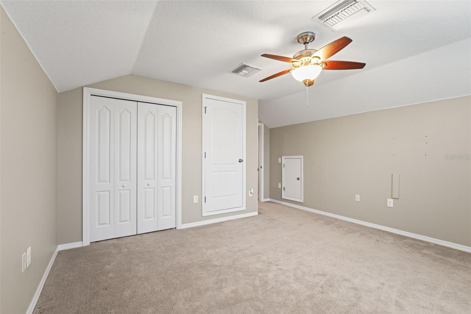 6631 BOULDER RUN LOOP