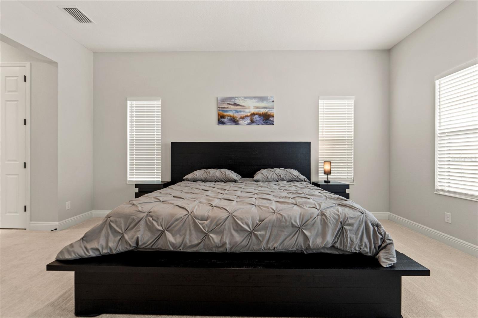 10989 RUSTIC TIMBER LOOP
