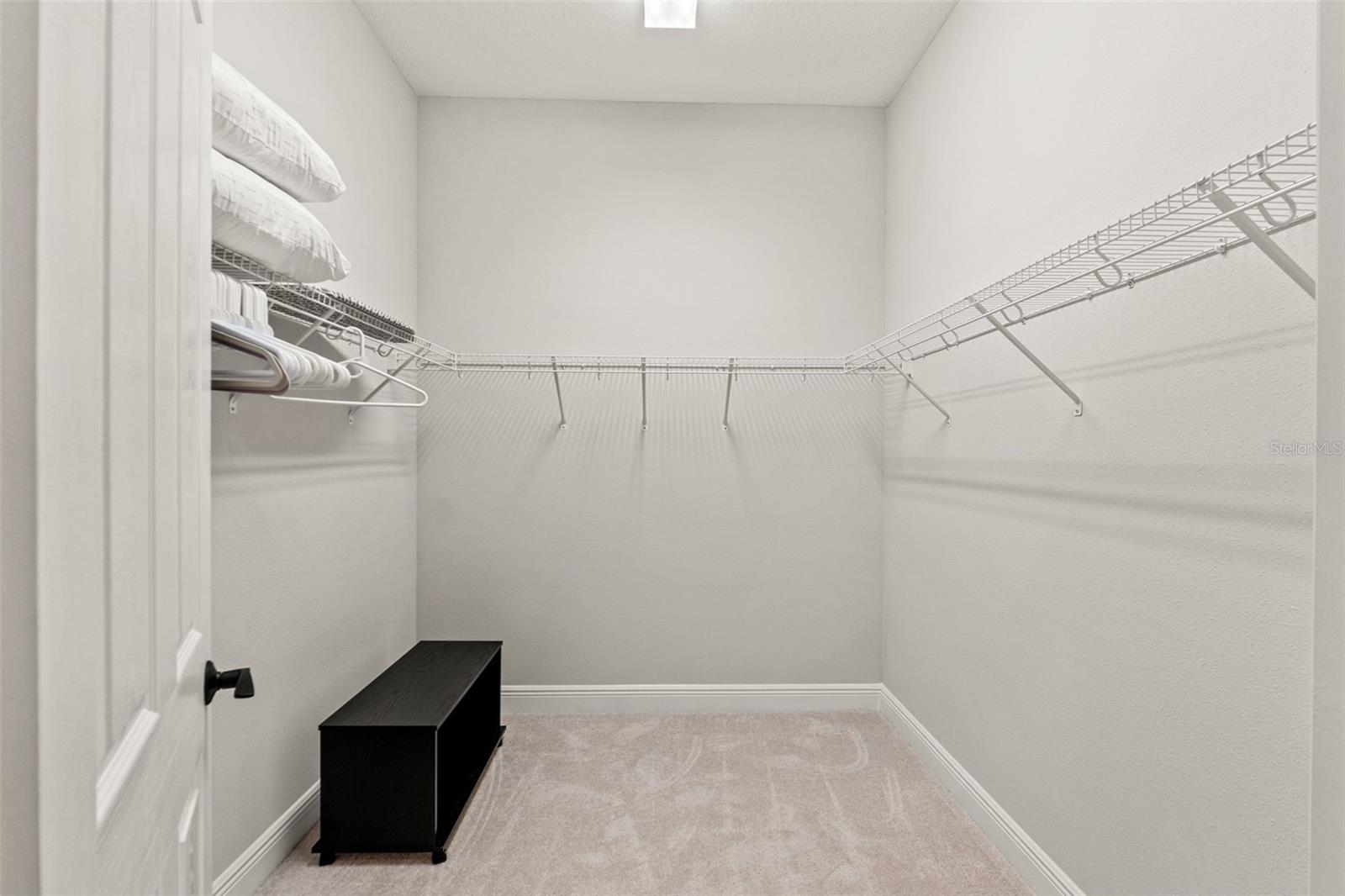 10989 RUSTIC TIMBER LOOP