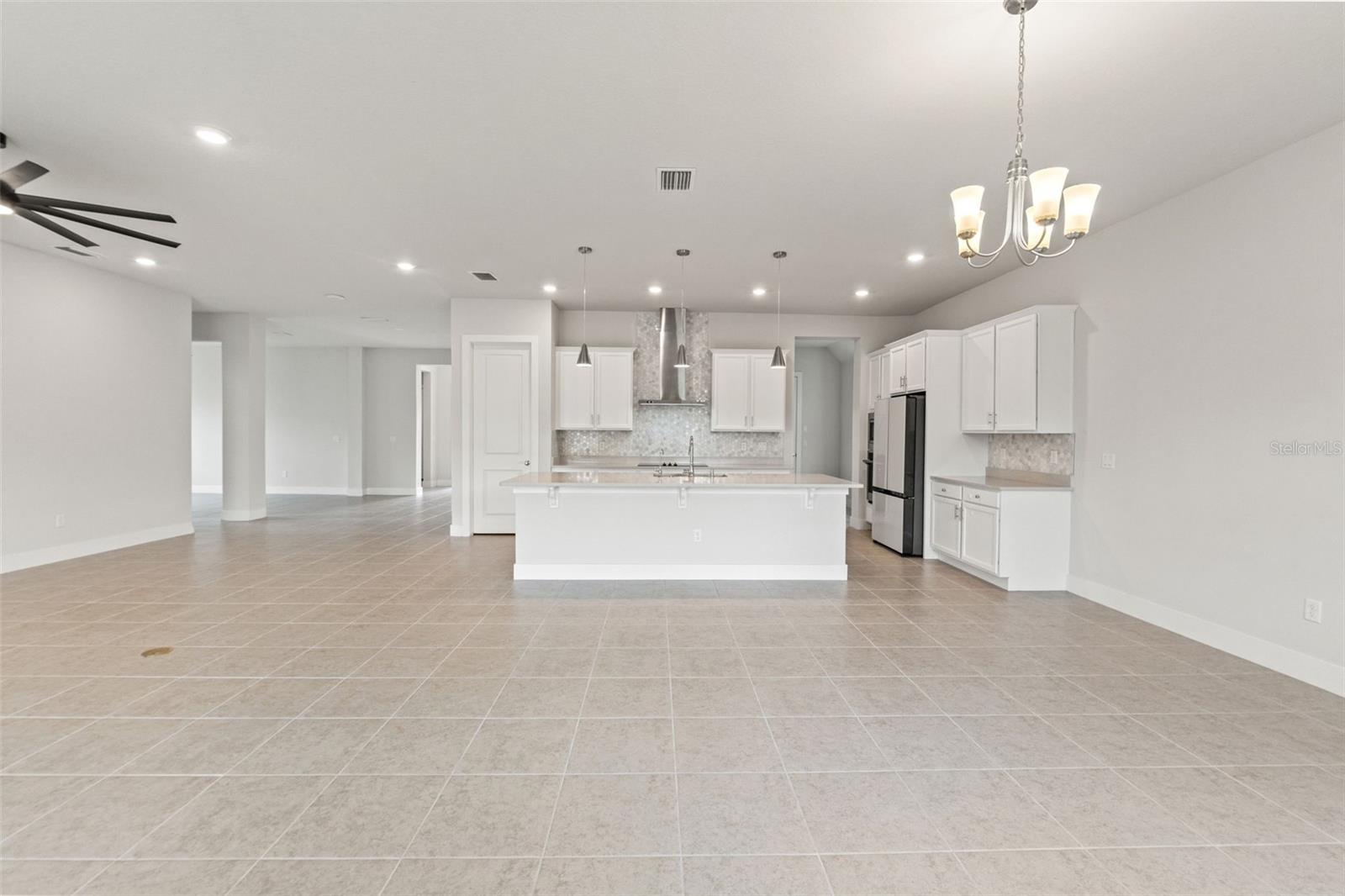 8353 IVY STARK BLVD