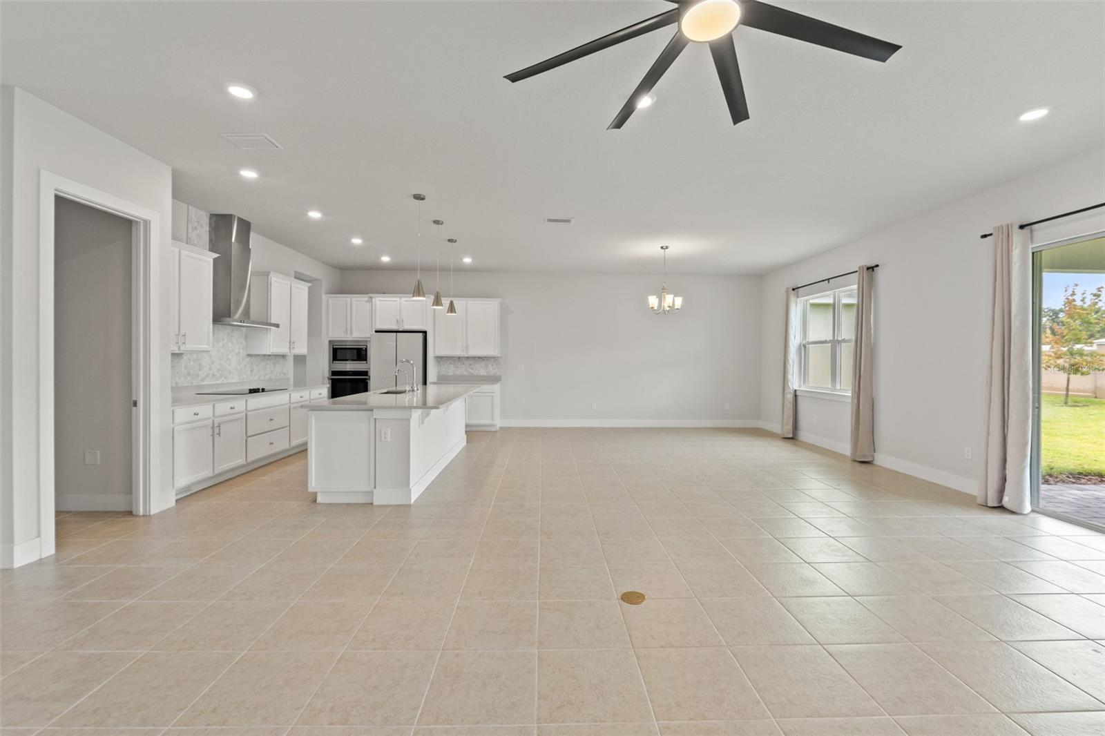 8353 IVY STARK BLVD