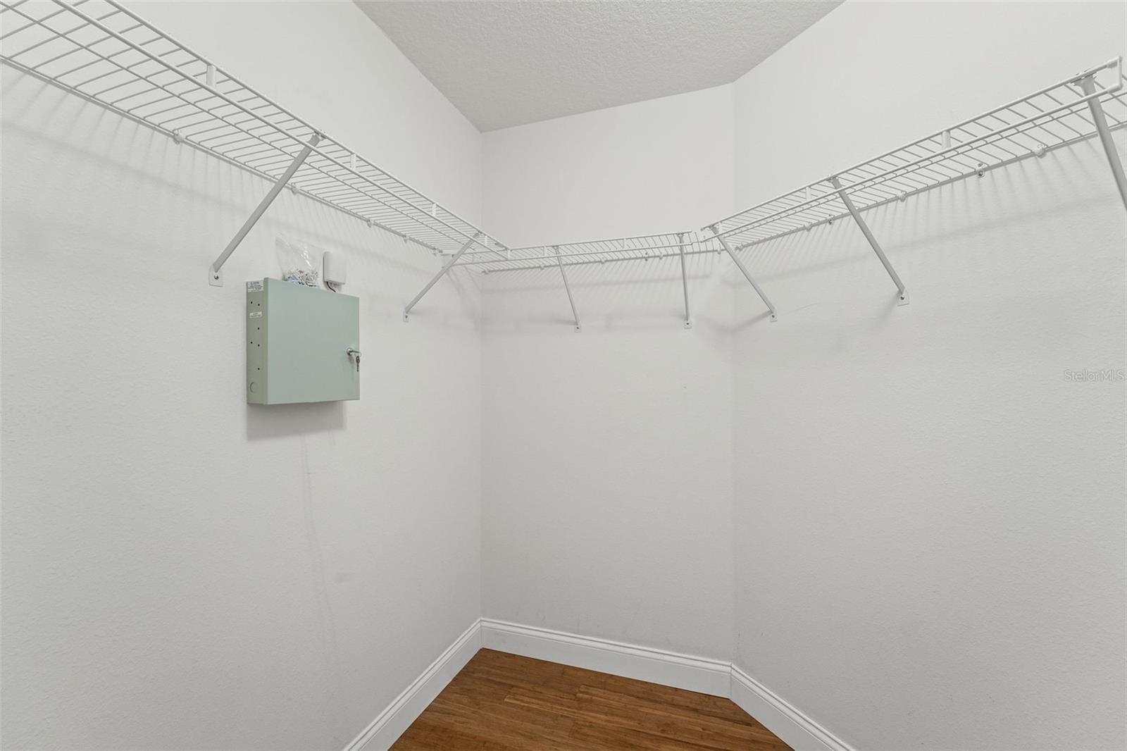 10208 THICKET POINT WAY