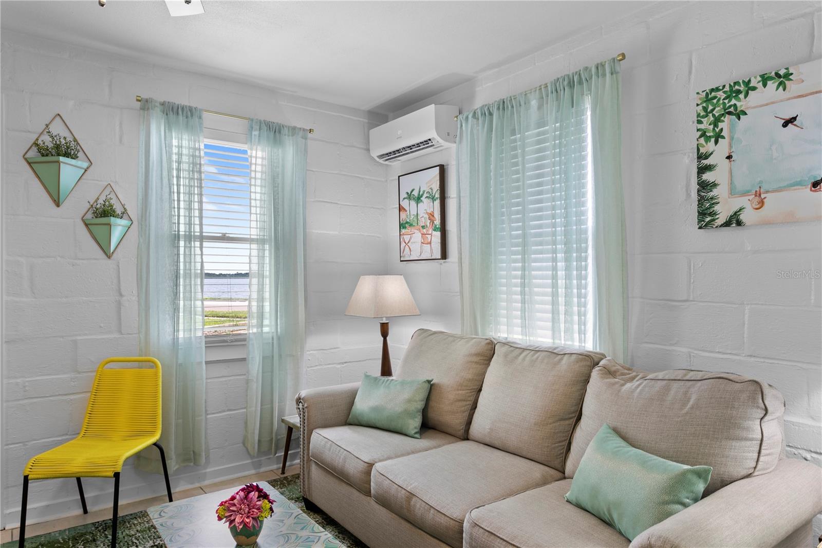 1301 S BERMUDA BLVD #A